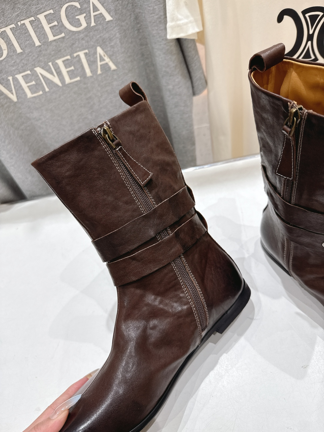 顶级出厂 Renian 小众潮牌～F028秋冬新款复古英伦风切尔西短靴马丁靴网红明星小红书狂追热推 发售