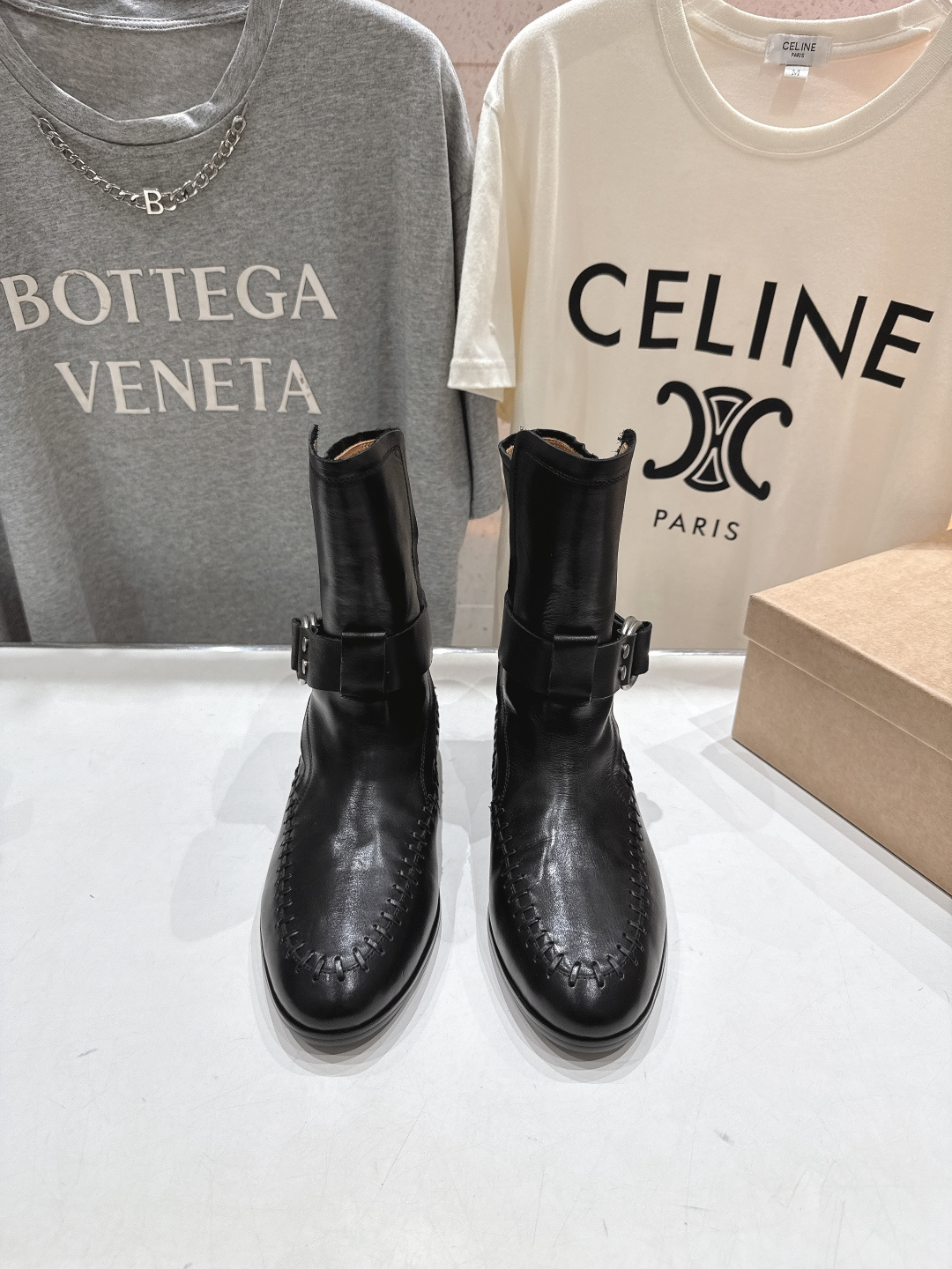 顶级出厂 Renian 小众潮牌～F028秋冬新款复古英伦风切尔西短靴马丁靴网红明星小红书狂追热推 发售