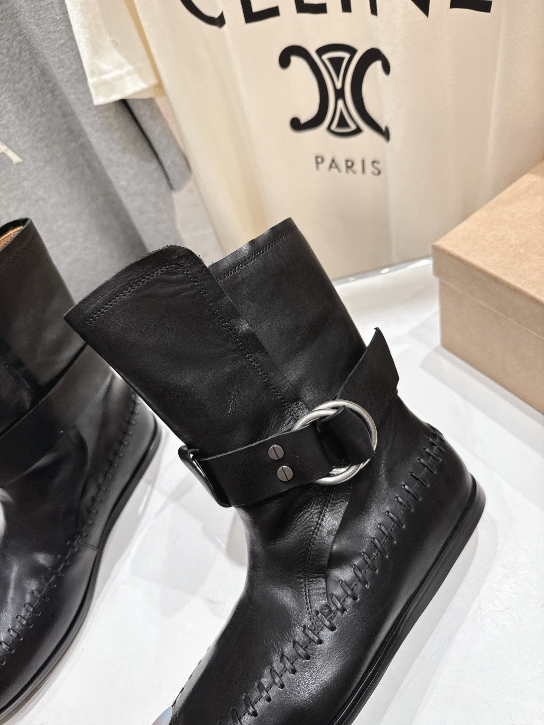 顶级出厂 Renian 小众潮牌～F028秋冬新款复古英伦风切尔西短靴马丁靴网红明星小红书狂追热推 发售