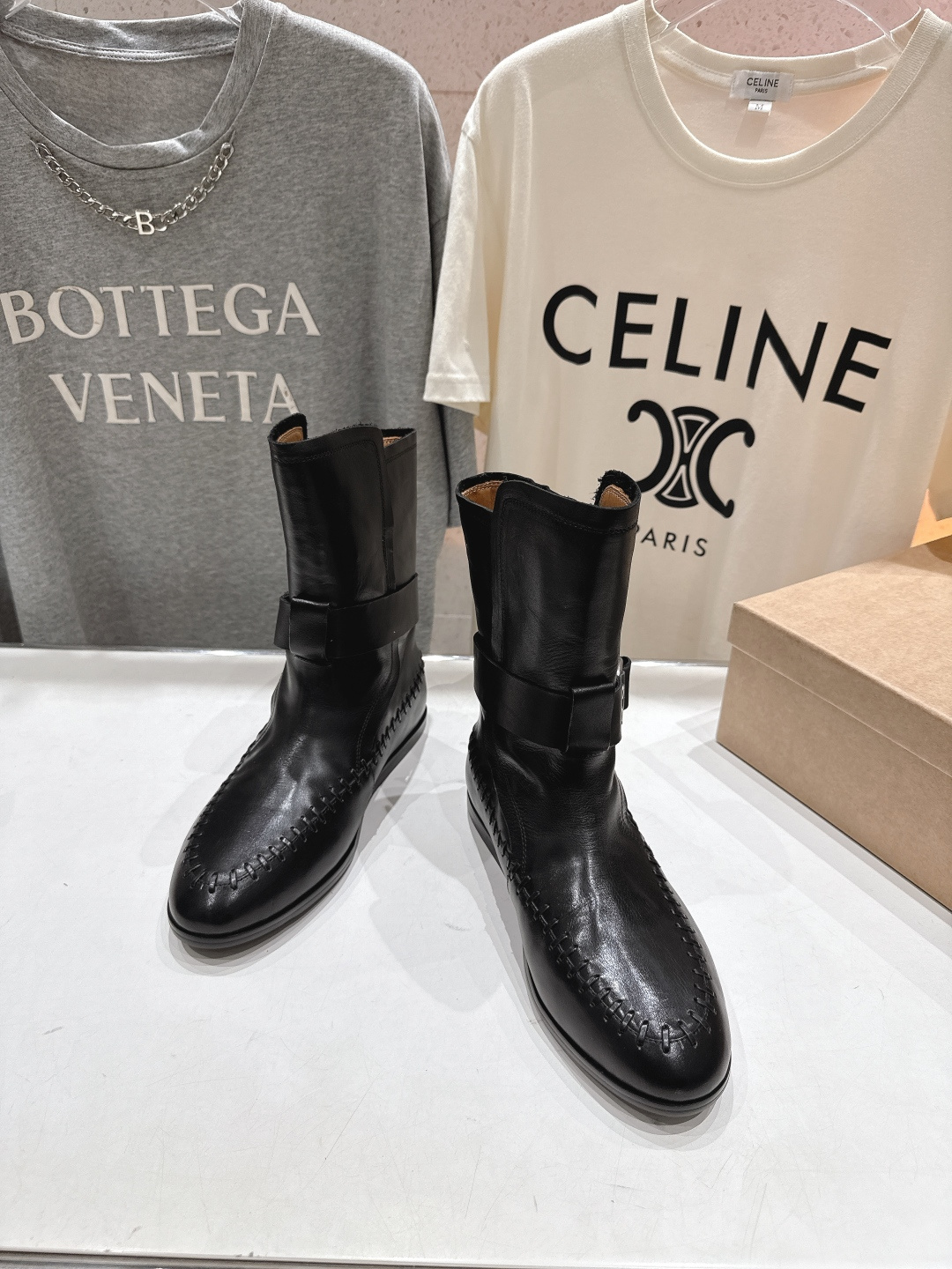 顶级出厂 Renian 小众潮牌～F028秋冬新款复古英伦风切尔西短靴马丁靴网红明星小红书狂追热推 发售