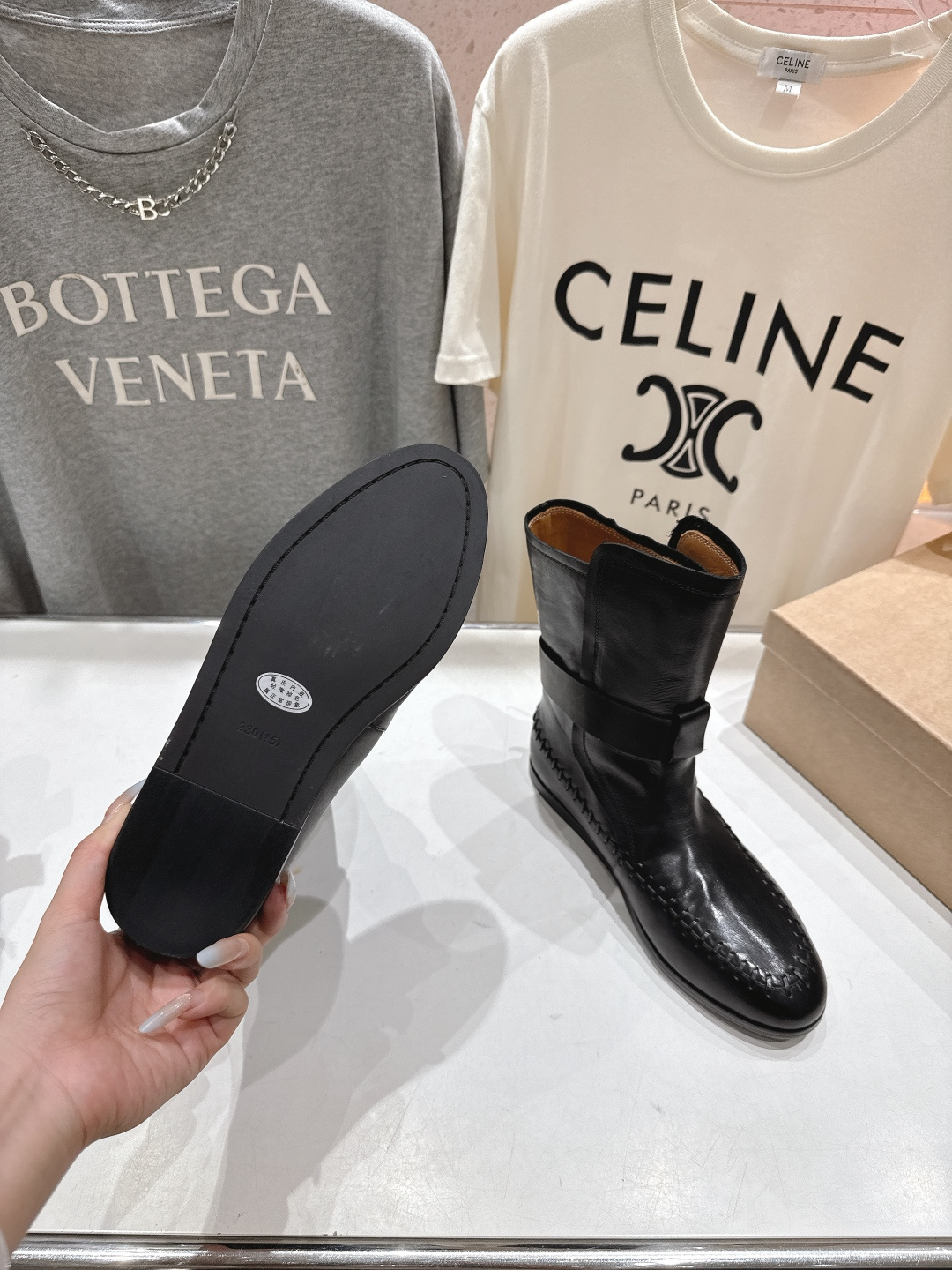 顶级出厂 Renian 小众潮牌～F028秋冬新款复古英伦风切尔西短靴马丁靴网红明星小红书狂追热推 发售