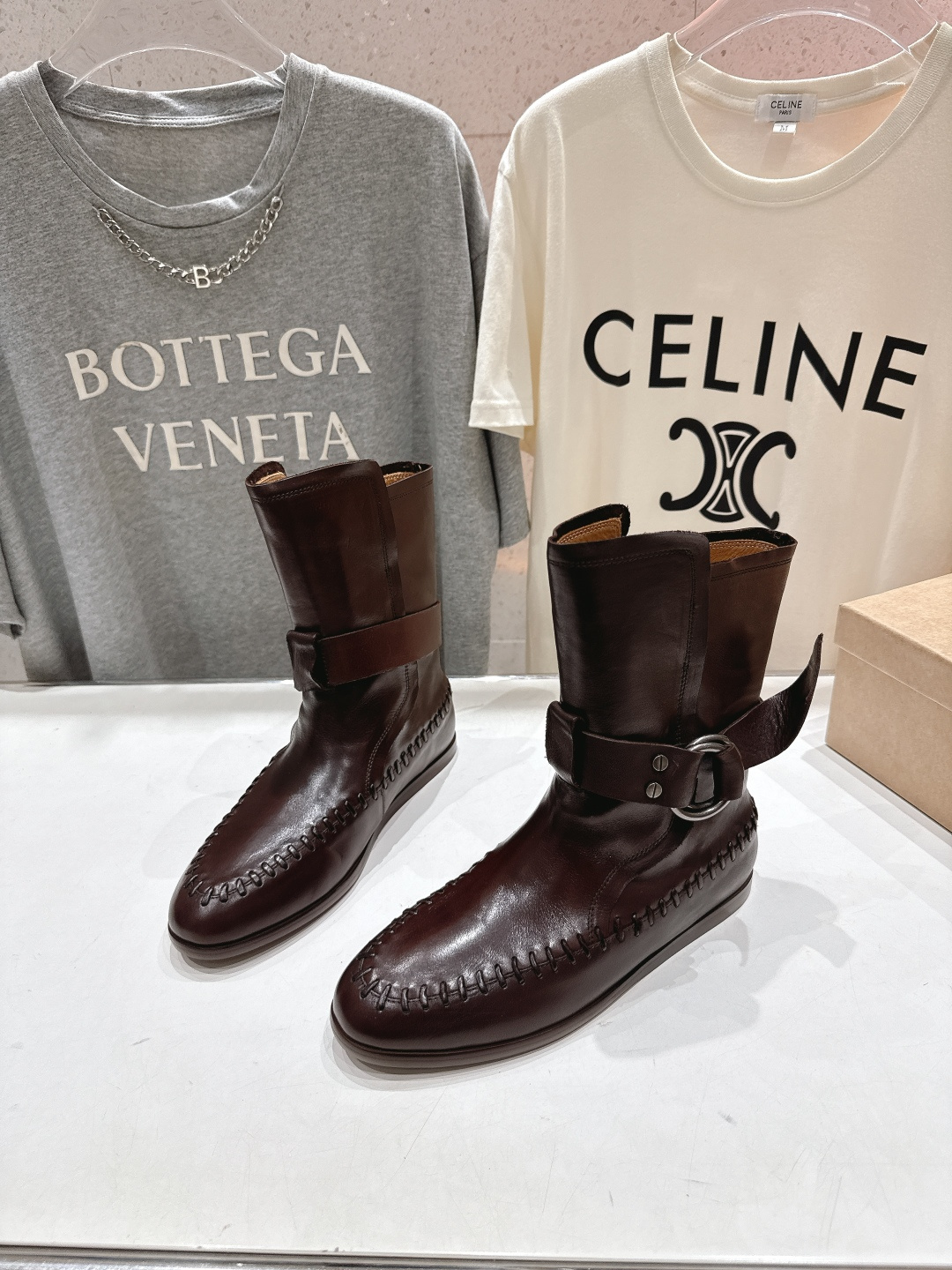 顶级出厂 Renian 小众潮牌～F028秋冬新款复古英伦风切尔西短靴马丁靴网红明星小红书狂追热推 发售