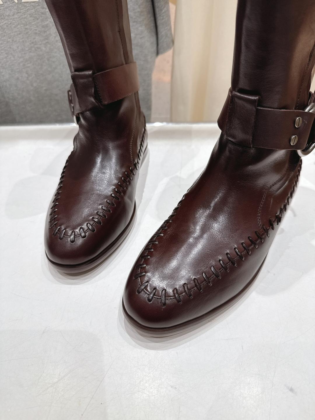 顶级出厂 Renian 小众潮牌～F028秋冬新款复古英伦风切尔西短靴马丁靴网红明星小红书狂追热推 发售