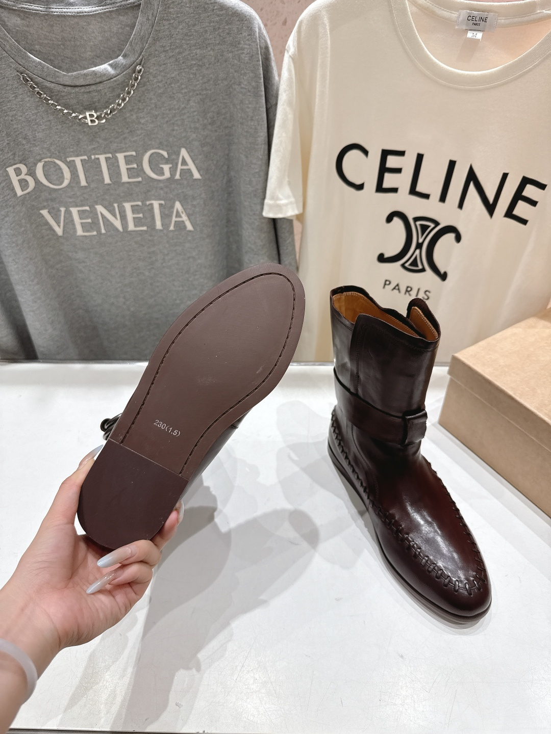 顶级出厂 Renian 小众潮牌～F028秋冬新款复古英伦风切尔西短靴马丁靴网红明星小红书狂追热推 发售