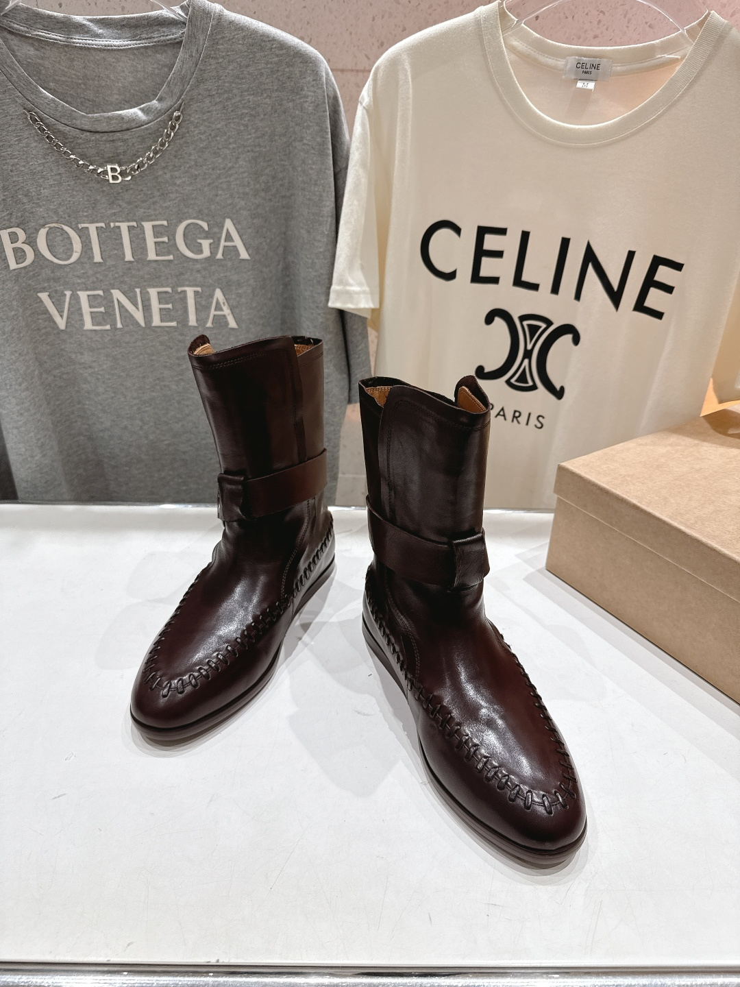 顶级出厂 Renian 小众潮牌～F028秋冬新款复古英伦风切尔西短靴马丁靴网红明星小红书狂追热推 发售