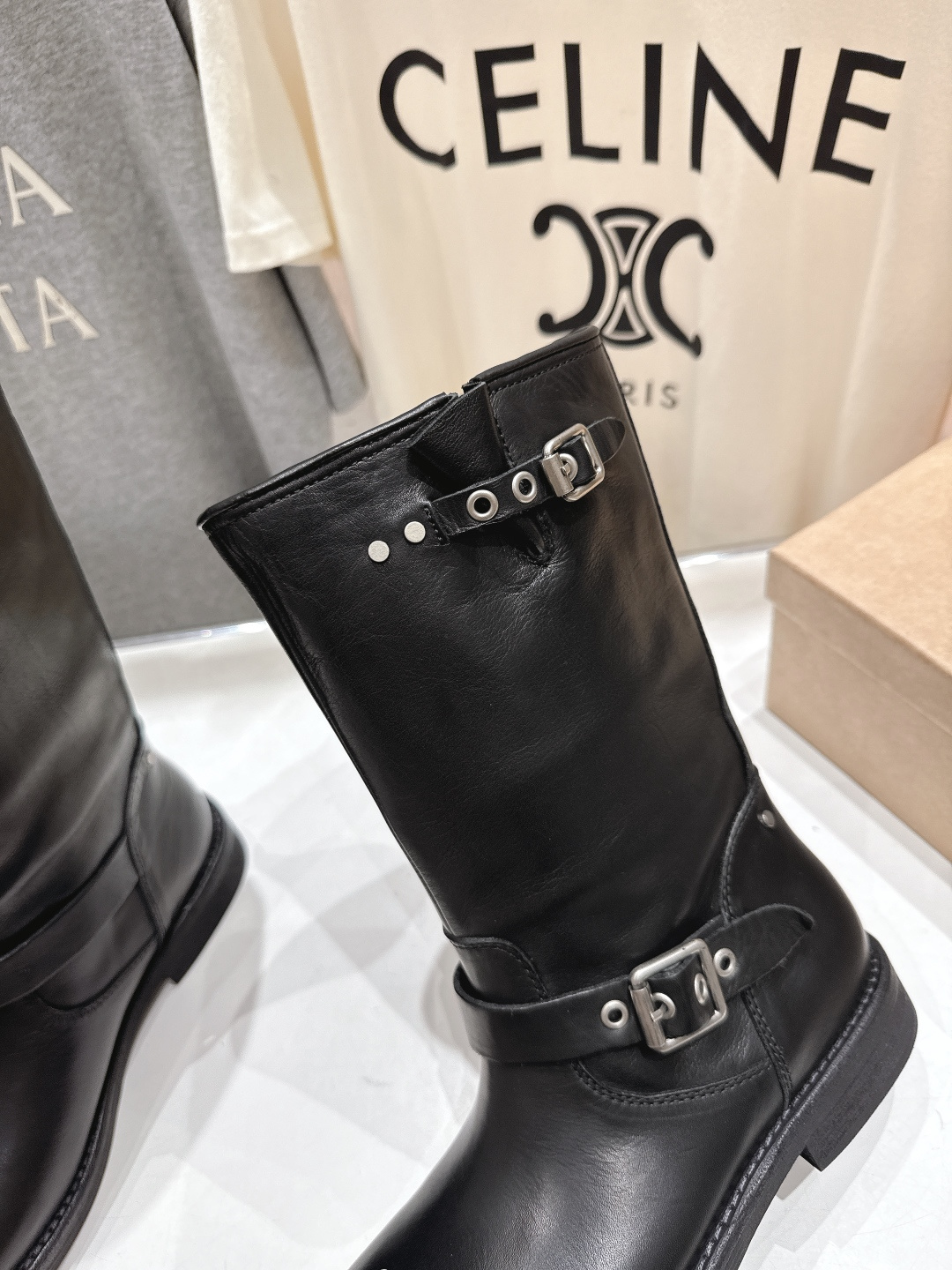 顶级出厂 Renian 小众潮牌～F028秋冬新款复古英伦风短靴切尔西中筒靴马丁靴网红明星小红书狂追热推