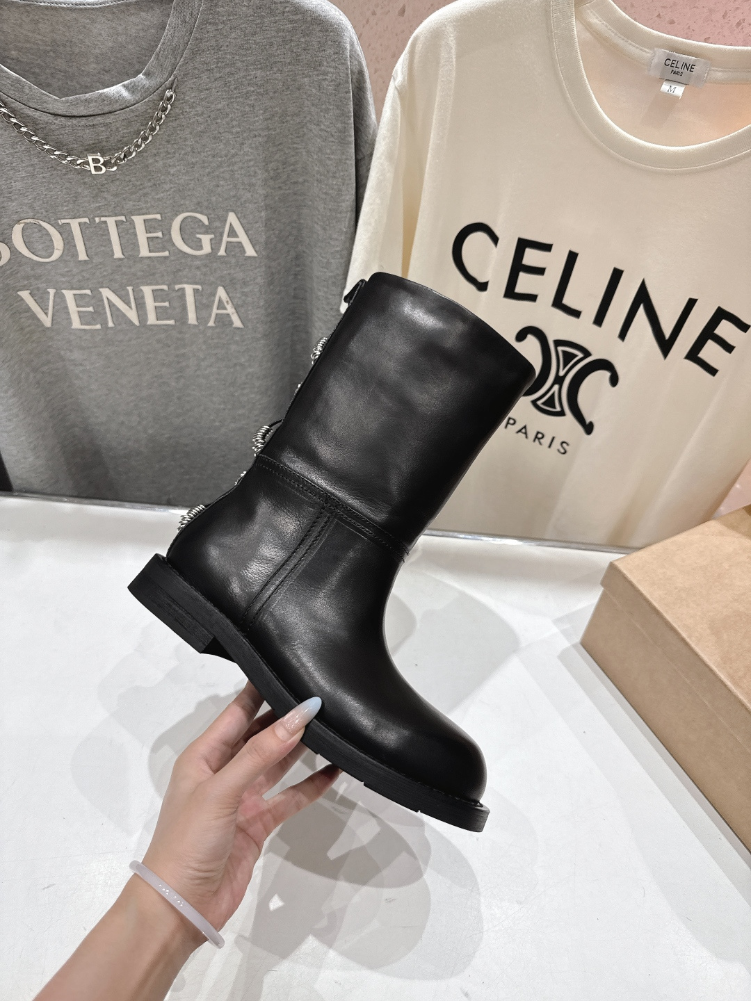 顶级出厂 Renian 小众潮牌～F028秋冬新款复古英伦风短靴切尔西中筒靴马丁靴网红明星小红书狂追热推