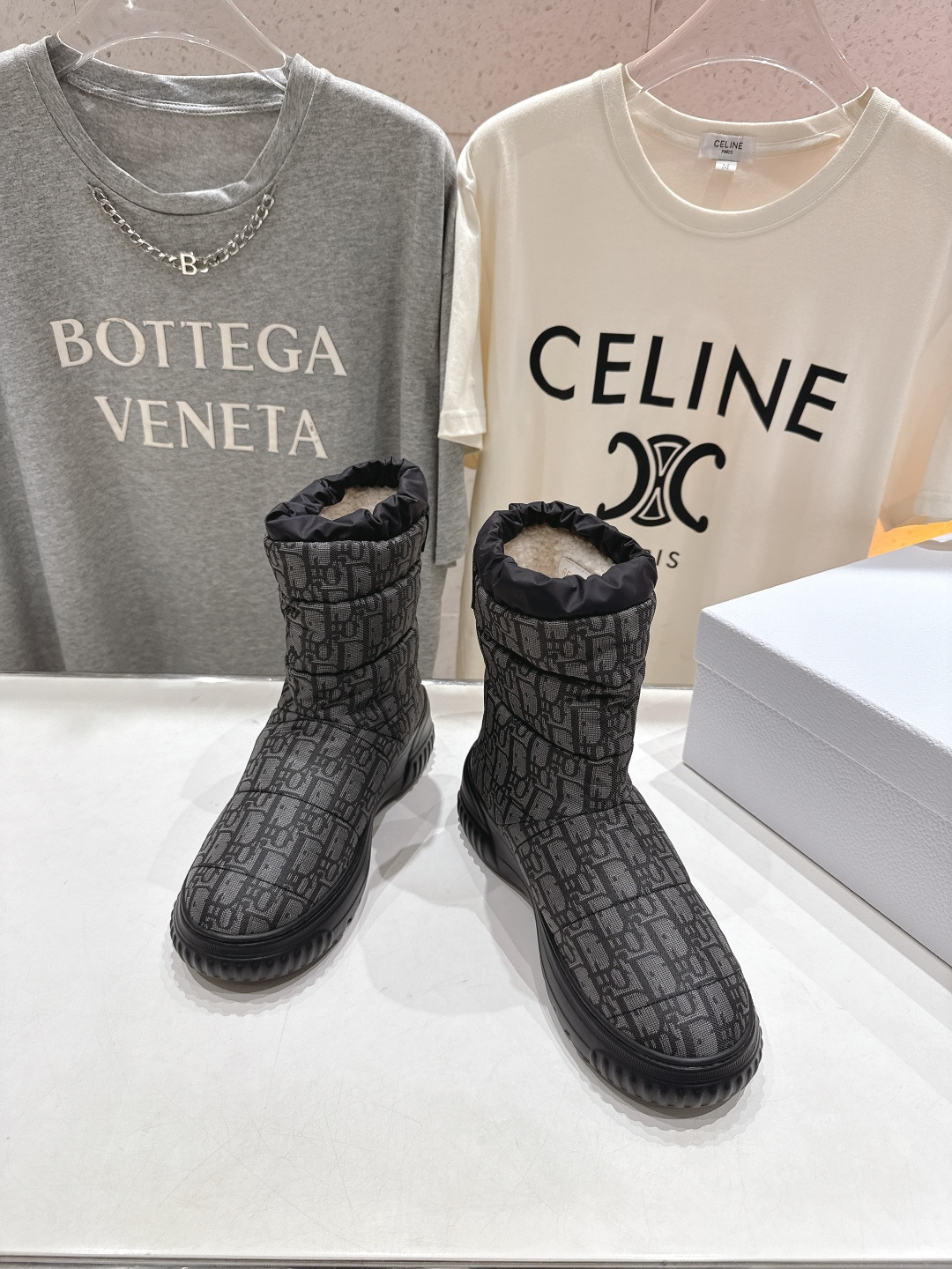 高版本出厂 Dior*迪奥F019 2025ssD家秋冬新款保暖羽绒靴毛毛靴短靴原版复刻 细节完全对版 