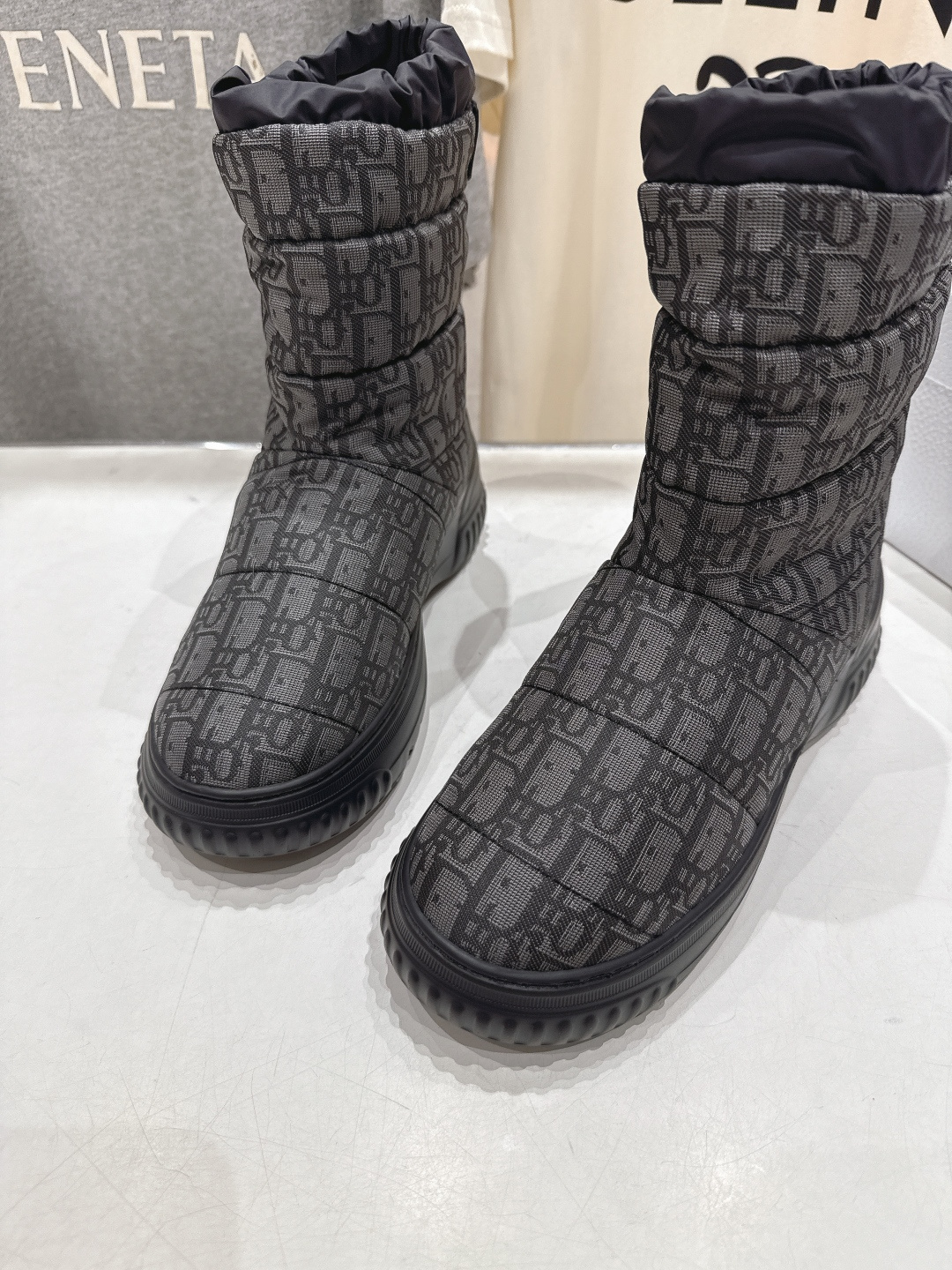 高版本出厂 Dior*迪奥F019 2025ssD家秋冬新款保暖羽绒靴毛毛靴短靴原版复刻 细节完全对版 