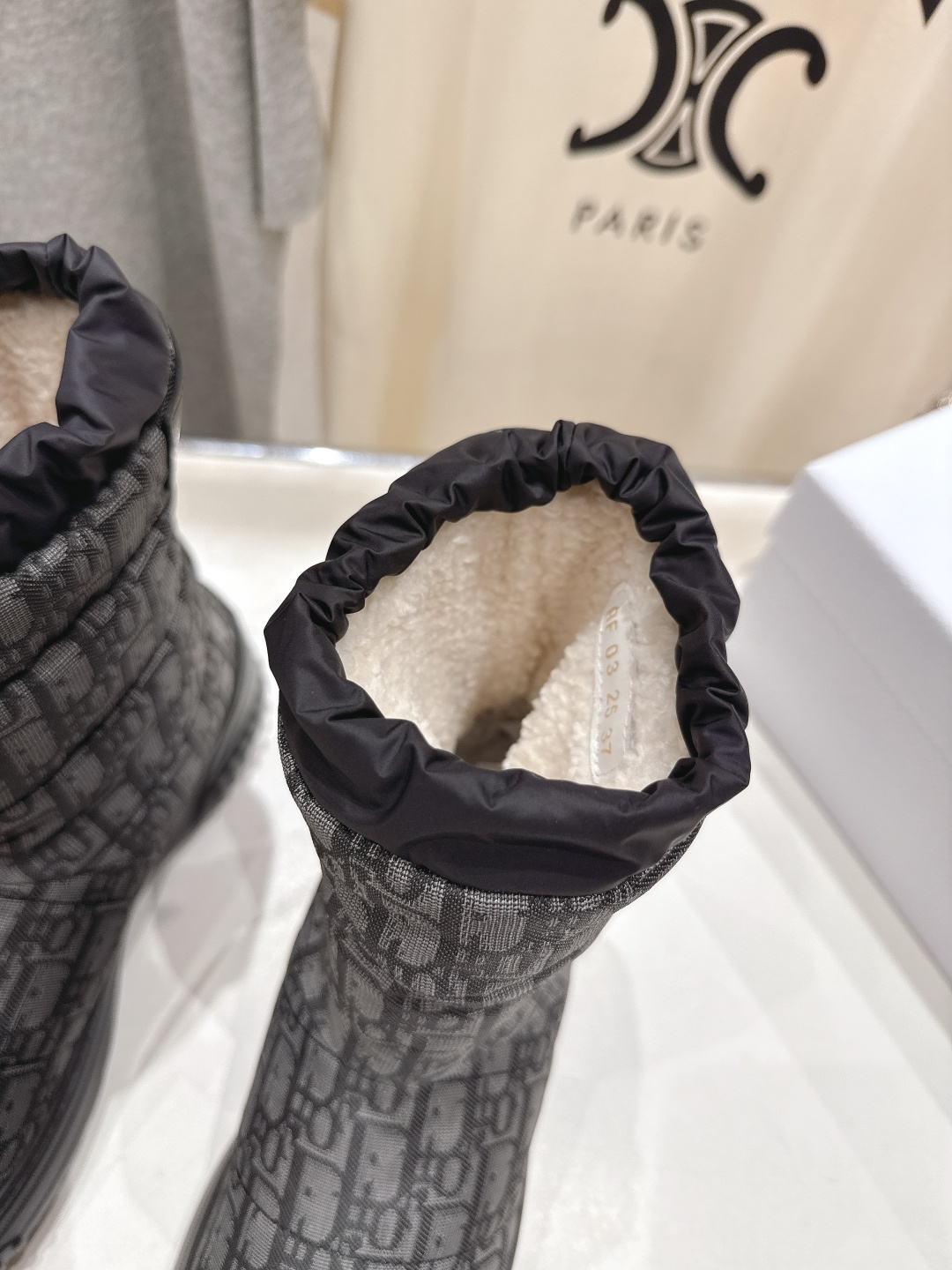 高版本出厂 Dior*迪奥F019 2025ssD家秋冬新款保暖羽绒靴毛毛靴短靴原版复刻 细节完全对版 