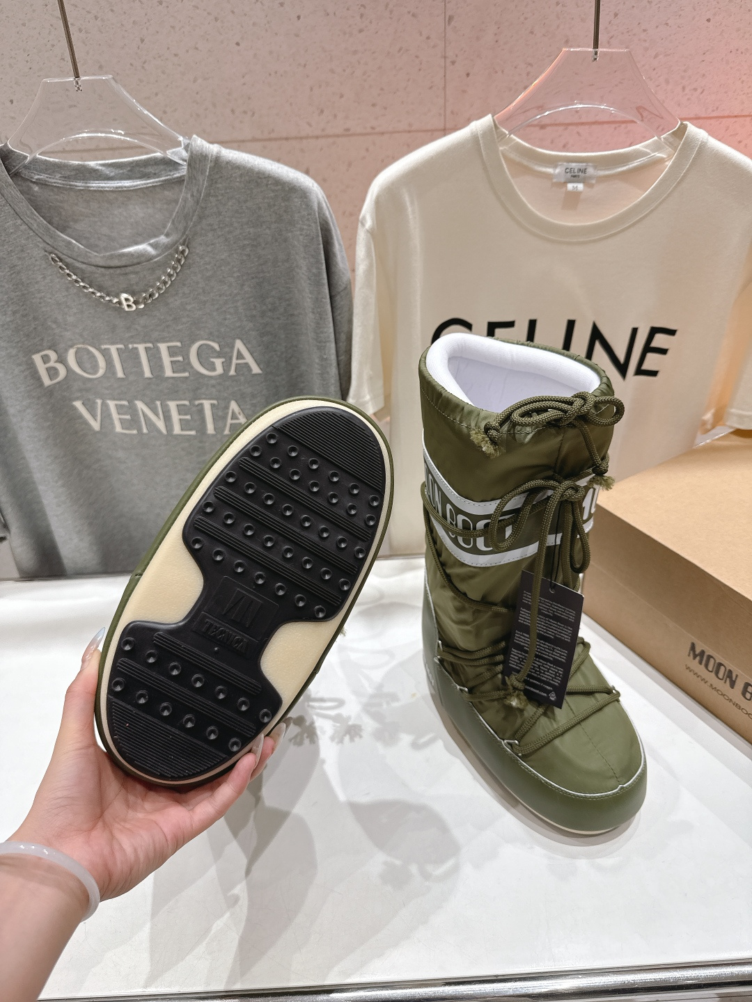 高版本出厂 Moon Boot F060 2025ss秋冬季爆款保暖厚底雪地靴 【丑萌月亮雪地靴】忘了U