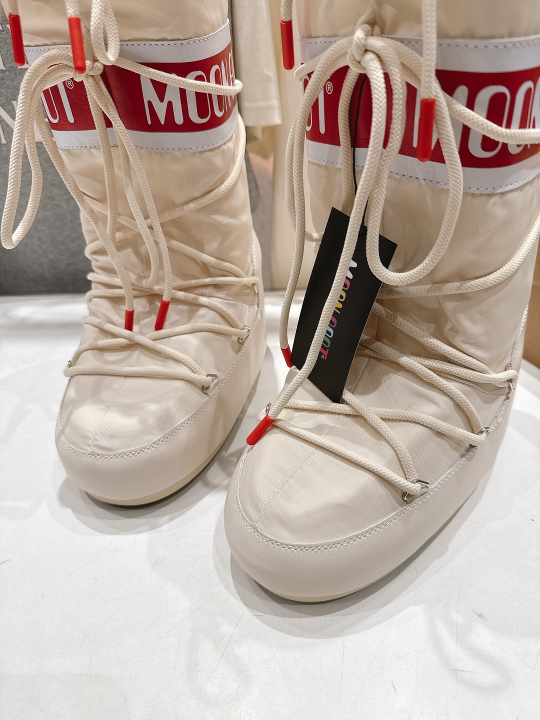 高版本出厂 爱心款 Moon Boot F060 2025ss秋冬季爆款保暖厚底雪地靴 【丑萌月亮雪地靴