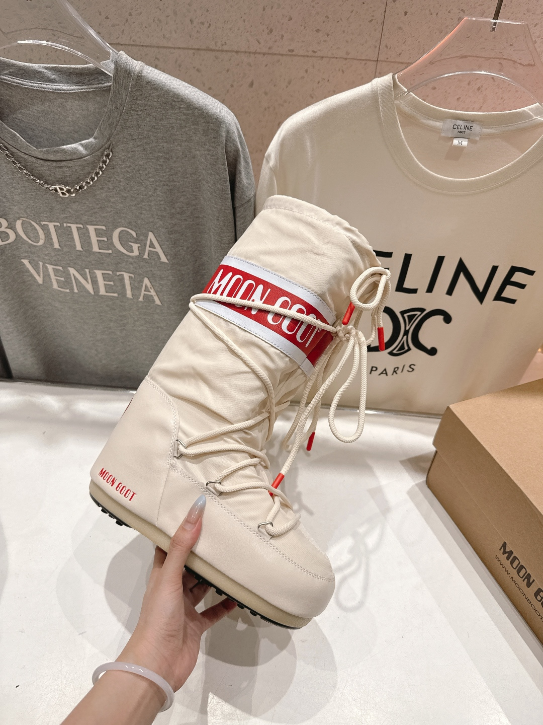 高版本出厂 爱心款 Moon Boot F060 2025ss秋冬季爆款保暖厚底雪地靴 【丑萌月亮雪地靴