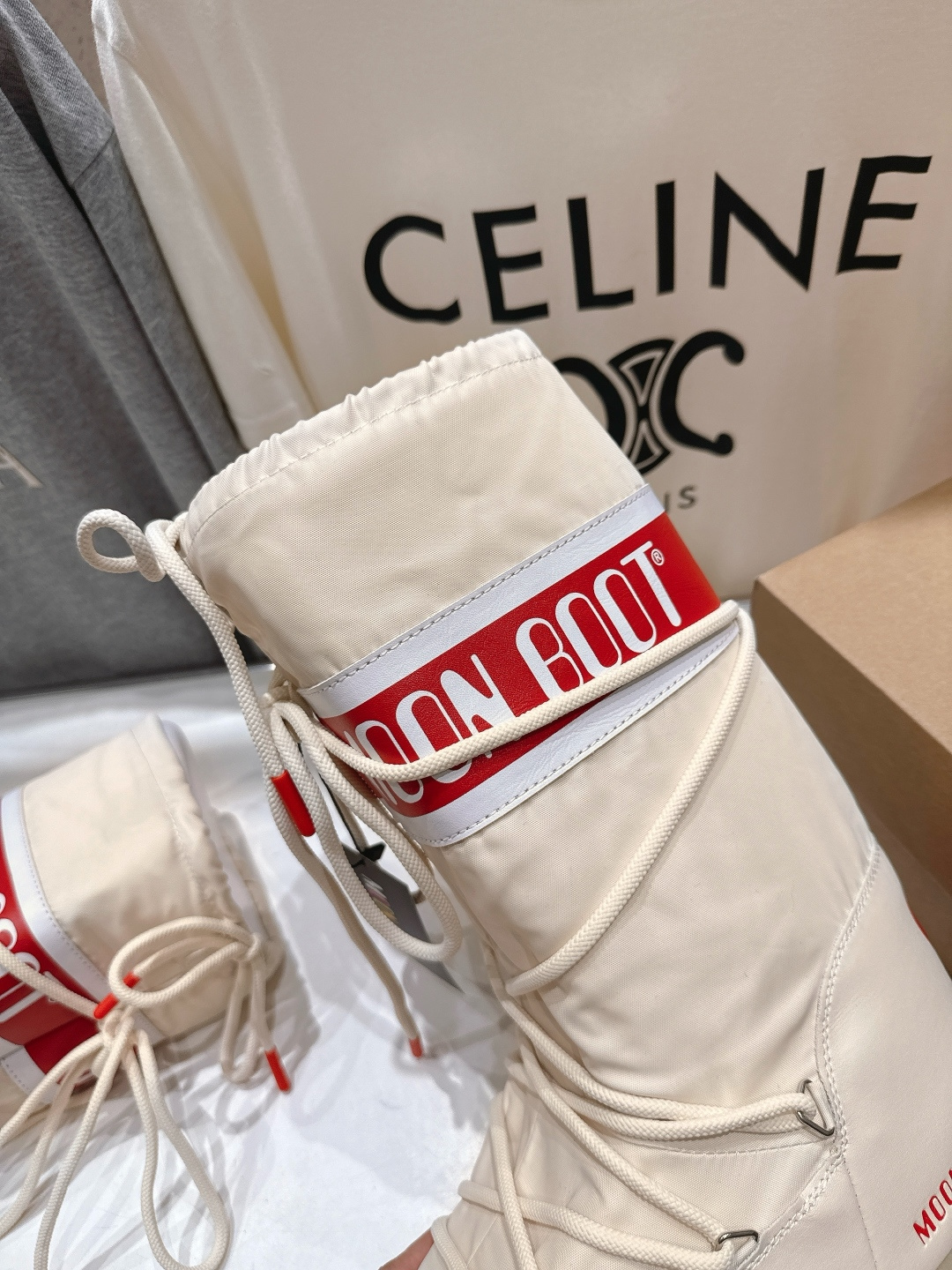 高版本出厂 爱心款 Moon Boot F060 2025ss秋冬季爆款保暖厚底雪地靴 【丑萌月亮雪地靴