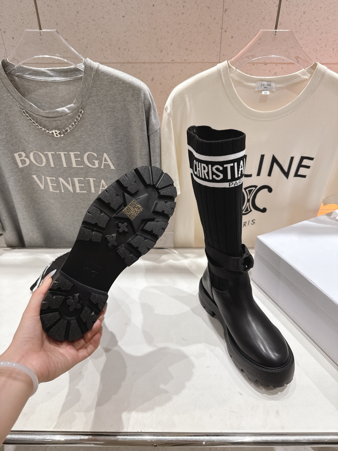 高版本出厂 Dior*迪奥 D家F019 2025ss走秀款工装中筒靴 小红书爆款，各大明星网红的最爱～