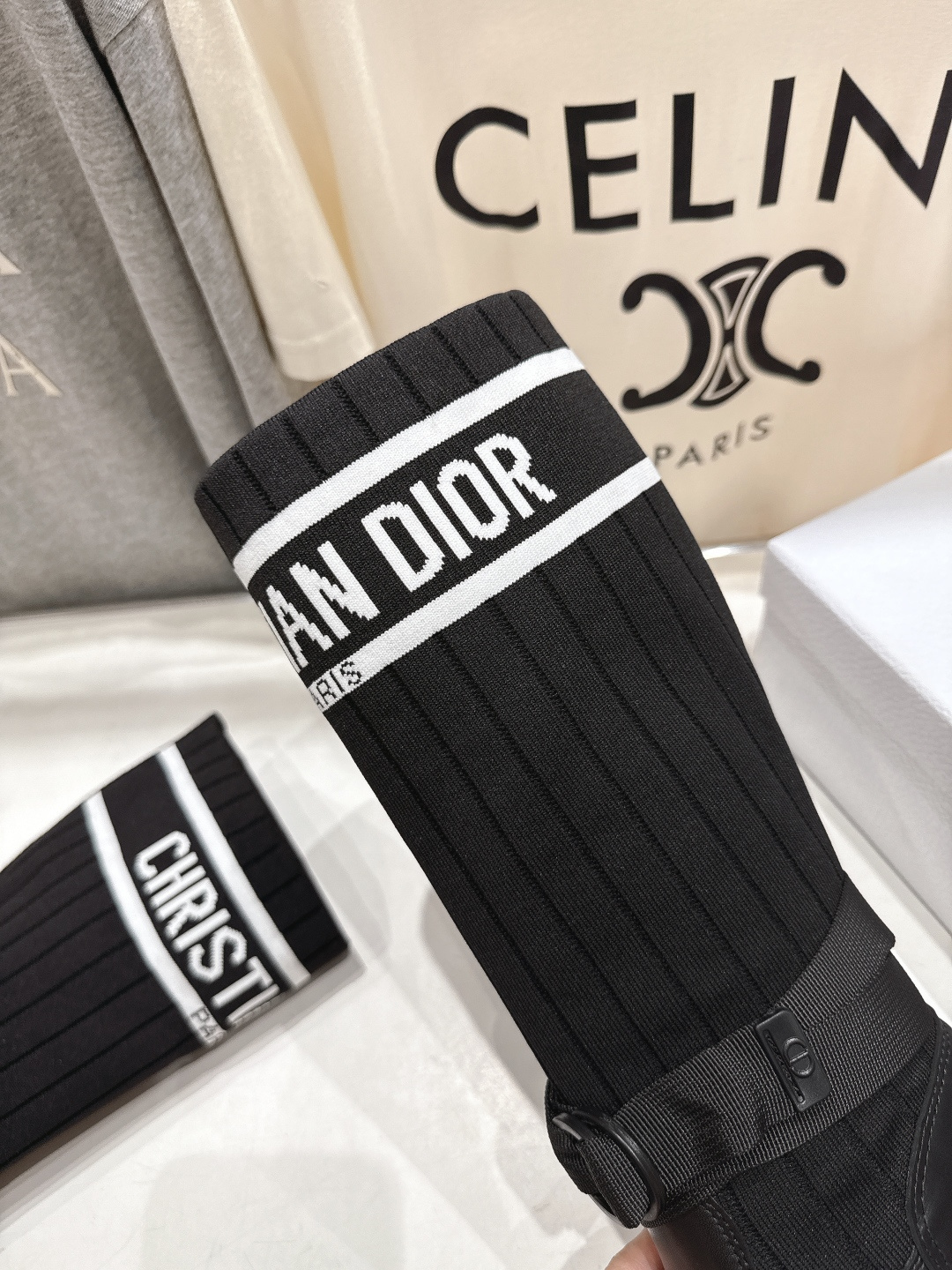 高版本出厂 Dior*迪奥 D家F019 2025ss走秀款工装中筒靴 小红书爆款，各大明星网红的最爱～