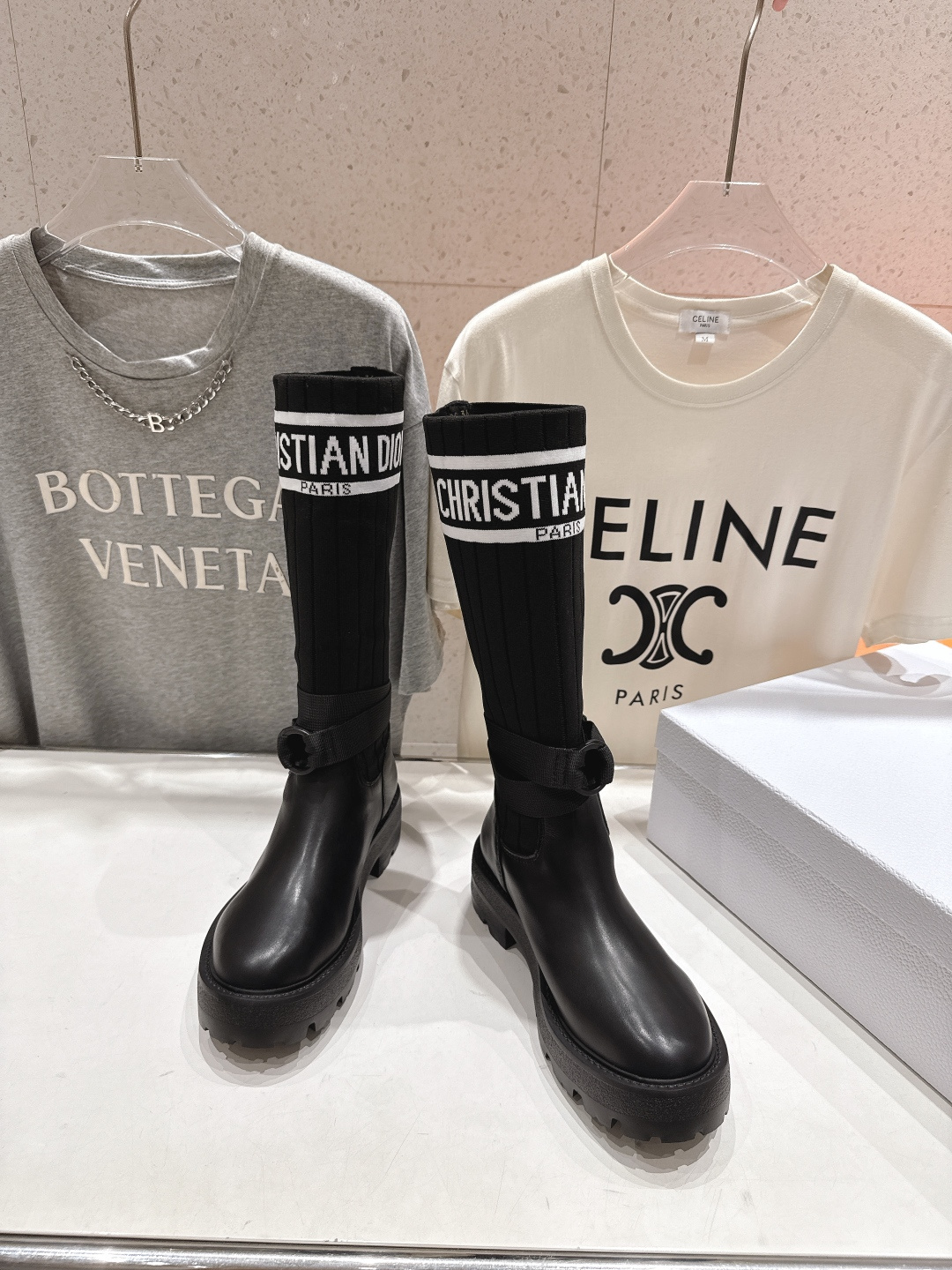 高版本出厂 Dior*迪奥 D家F019 2025ss走秀款工装中筒靴 小红书爆款，各大明星网红的最爱～