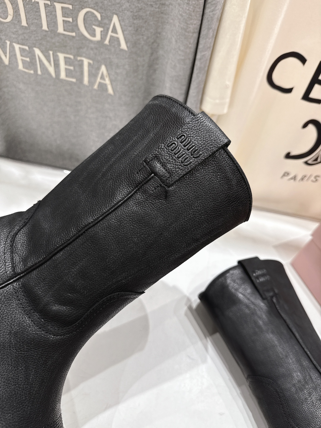 高版本出厂 皮面 MiuMiu/缪缪.F032 25ss新款·超大热走秀款·复古风西部牛仔靴机车靴中筒靴