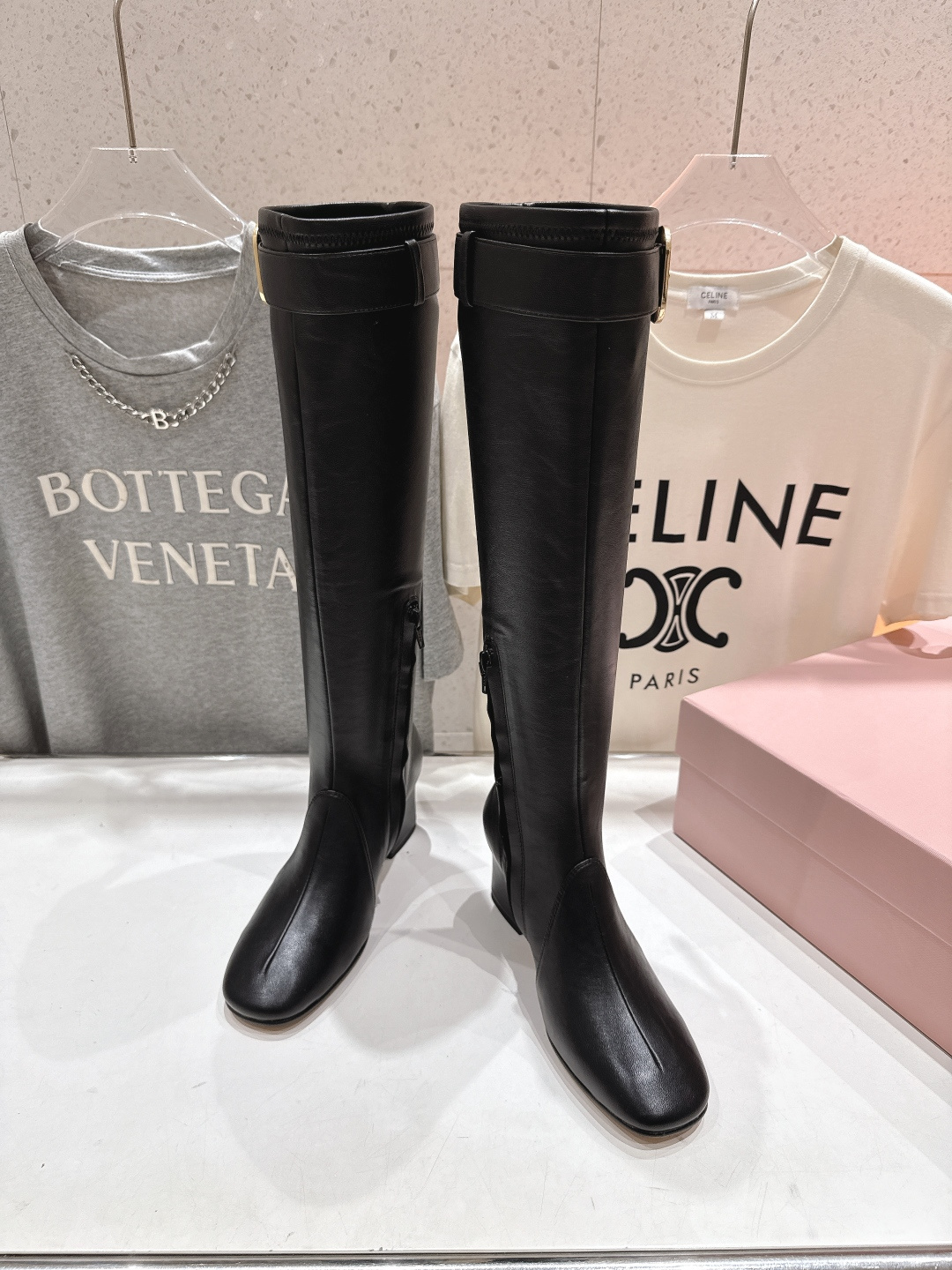 高版本出厂 MiuMiu*缪缪/F026 2025ss秋冬走秀新款高跟过膝长靴弹力靴走秀款出现在各大时装