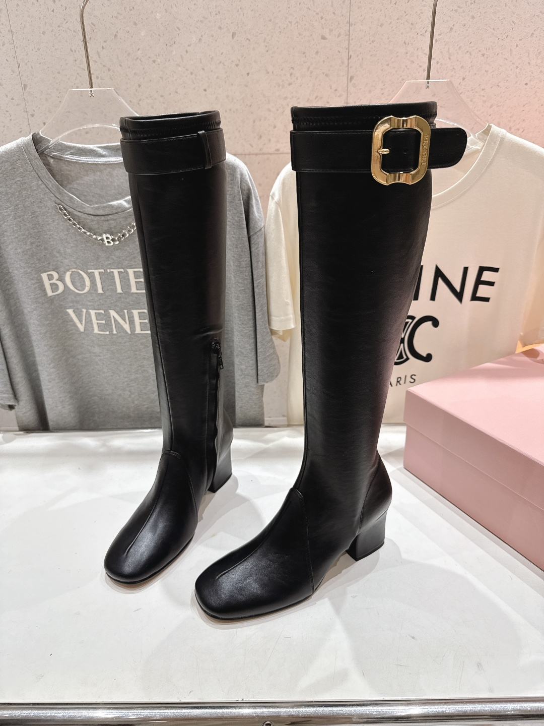 高版本出厂 MiuMiu*缪缪/F026 2025ss秋冬走秀新款高跟过膝长靴弹力靴走秀款出现在各大时装