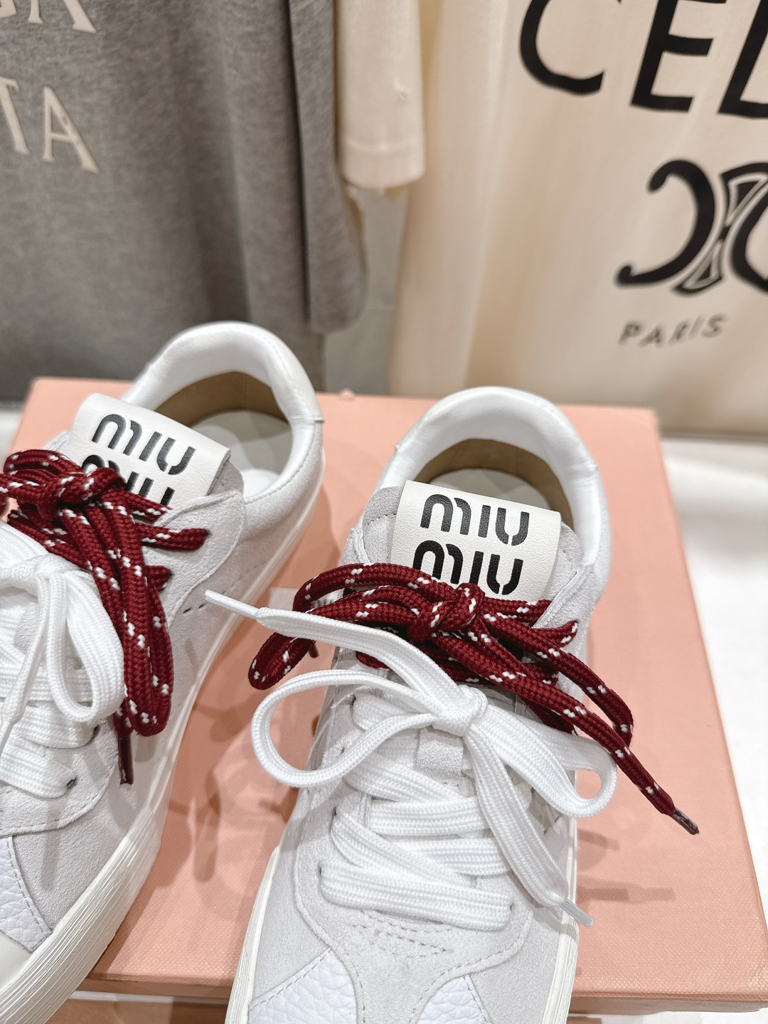 高版本出厂 MiuMiu/缪缪F032 2025ss新款系带小白鞋运动休闲鞋 这款系带运动休闲鞋～日常穿