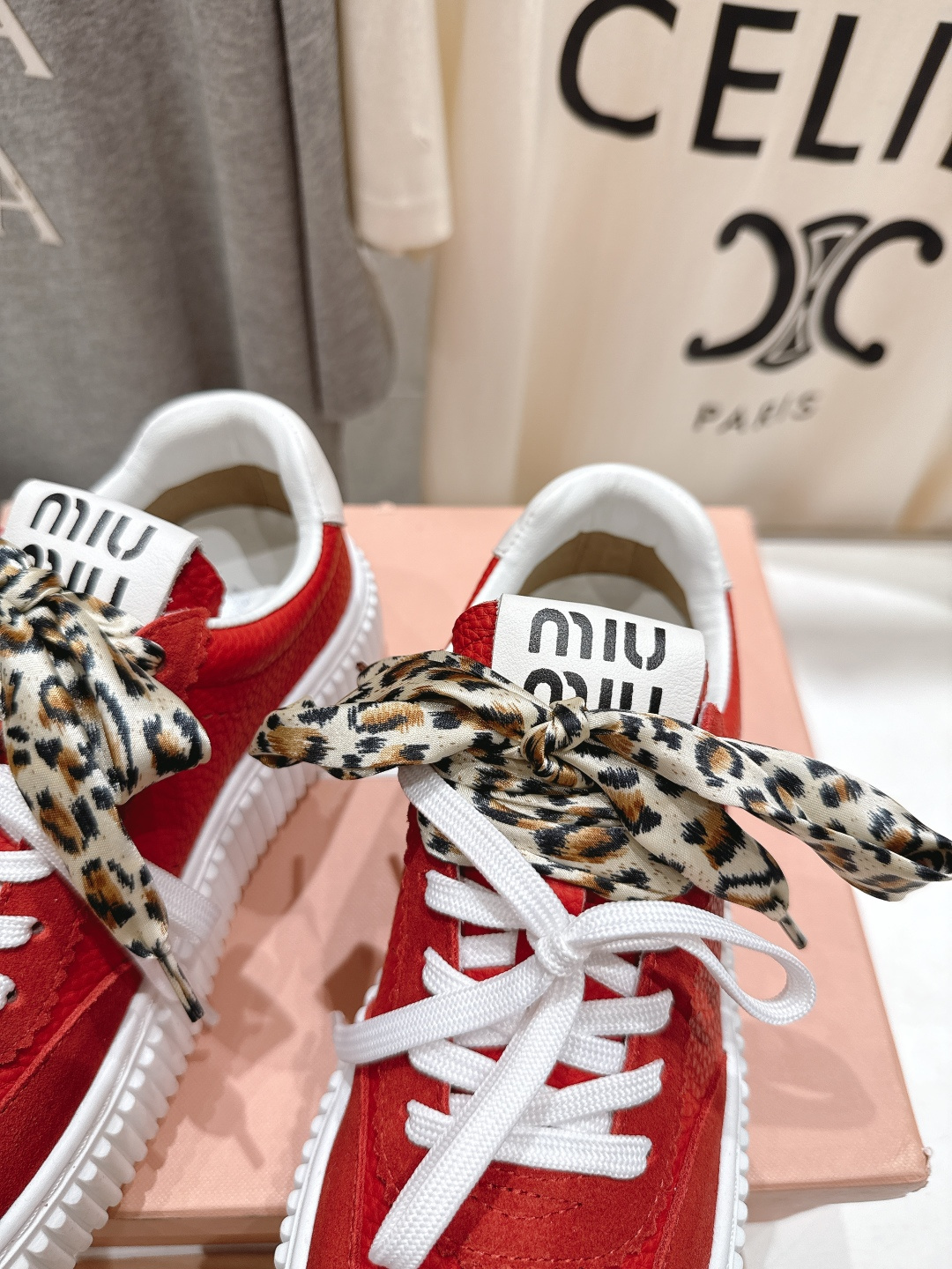 高版本出厂 MiuMiu/缪缪F032 2025ss新款系带厚底小白鞋运动休闲鞋 这款系带运动休闲鞋～日