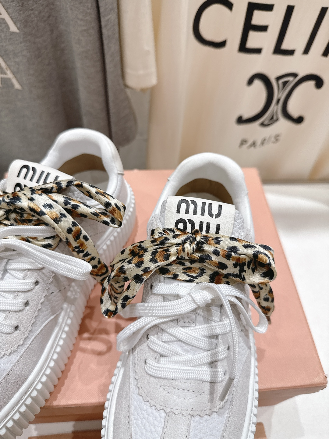 高版本出厂 MiuMiu/缪缪F032 2025ss新款系带厚底小白鞋运动休闲鞋 这款系带运动休闲鞋～日