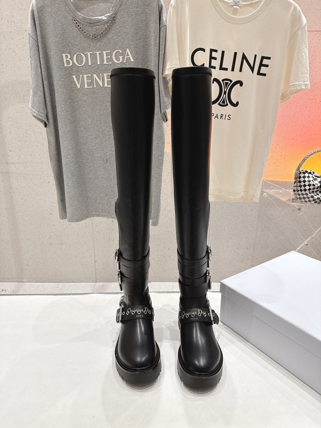 高版本出厂 Dior/迪奥D家F019 2025ss秋冬新品布洛克弹力长靴，经久不衰的马丁靴造型，彰显经