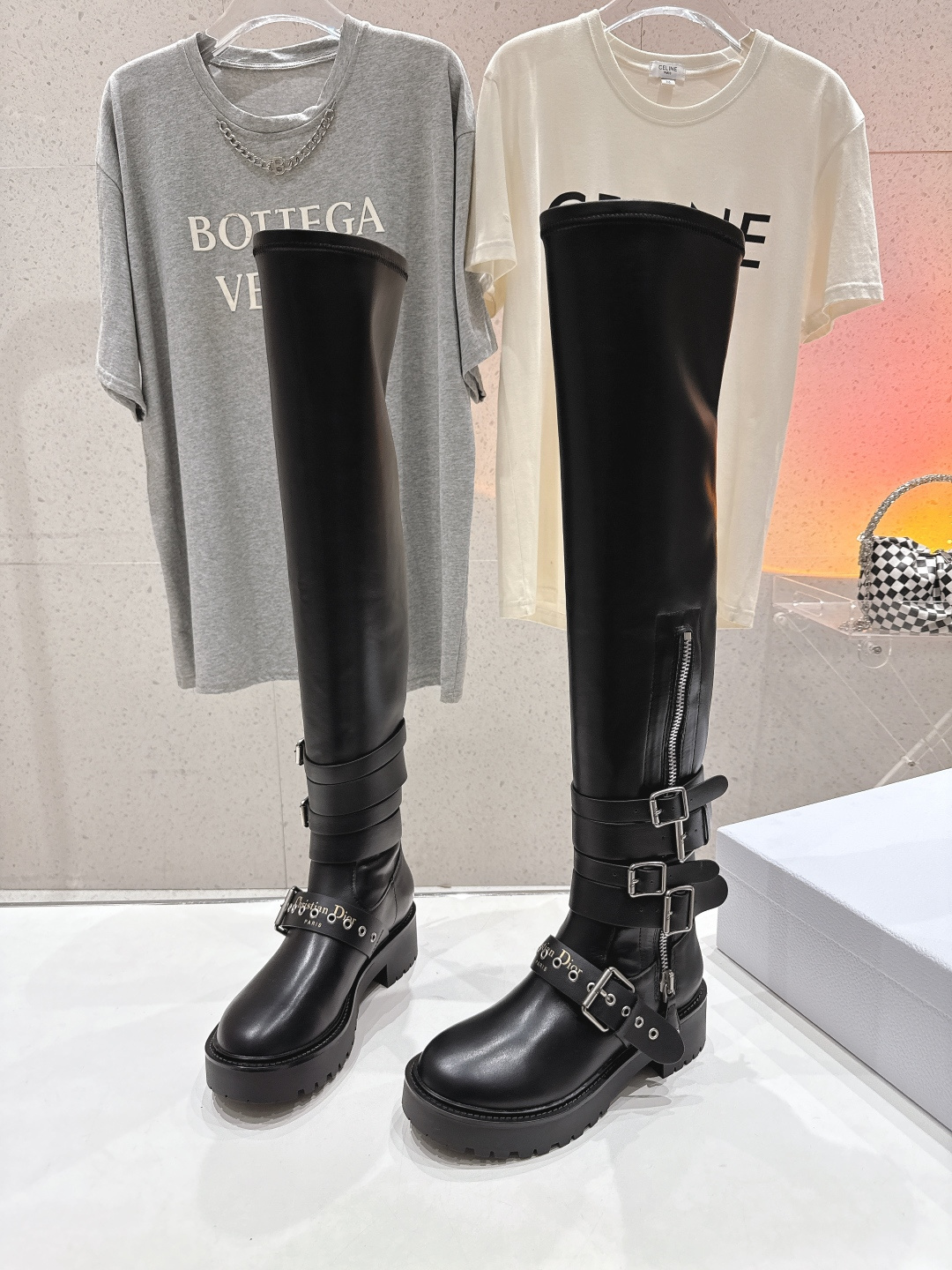 高版本出厂 Dior/迪奥D家F019 2025ss秋冬新品布洛克弹力长靴，经久不衰的马丁靴造型，彰显经