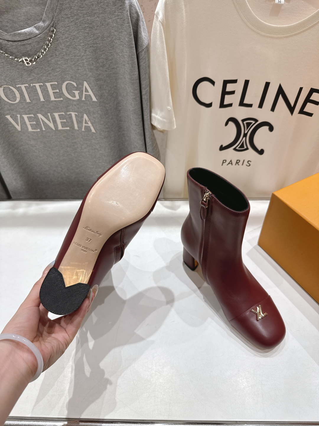 高版本出厂 LOUIS VUITTON 25ss LV驴牌秋冬新款高跟短靴楦型百搭瘦脚yyds.造型立体