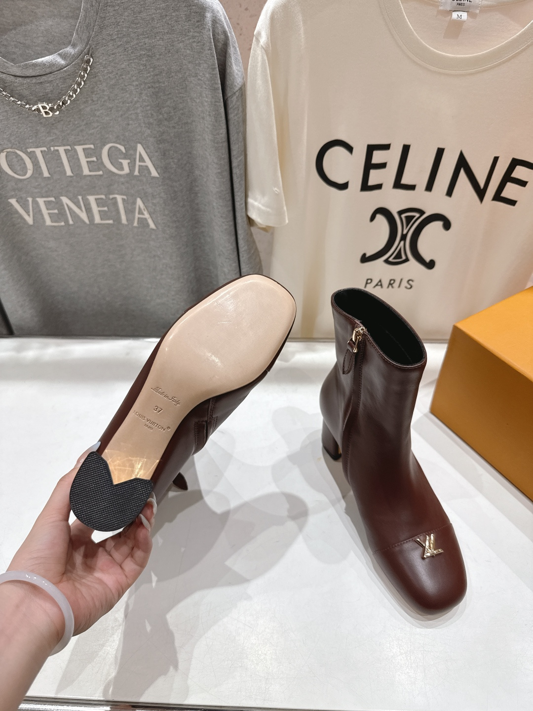 高版本出厂 LOUIS VUITTON 25ss LV驴牌秋冬新款高跟短靴楦型百搭瘦脚yyds.造型立体