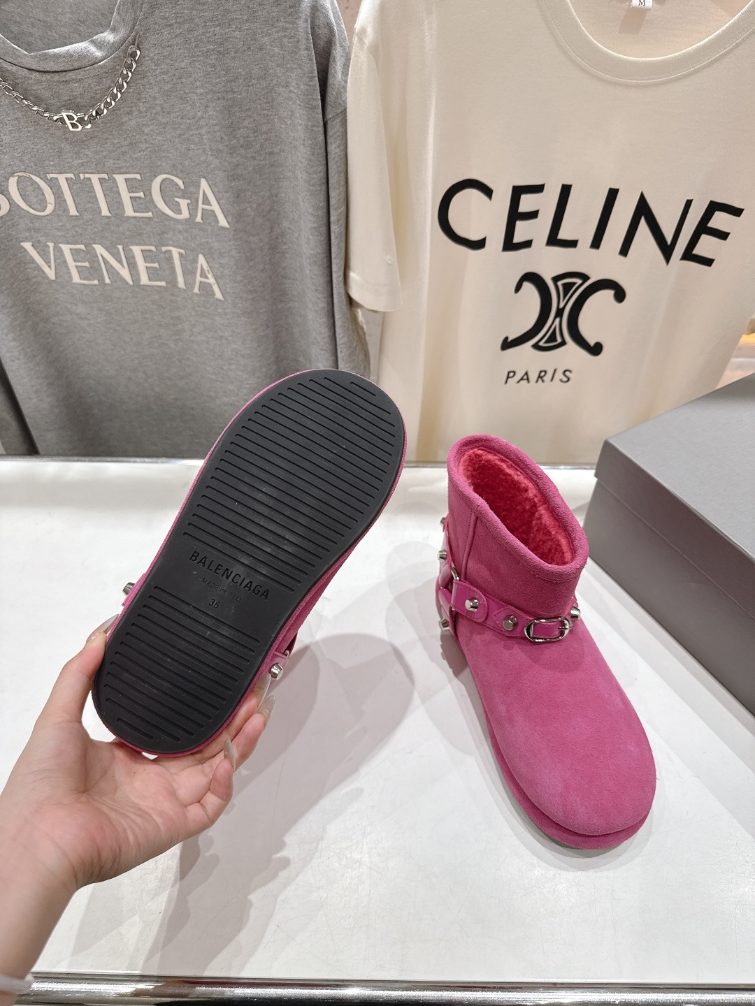 高版本出厂 BALENCIAGA*巴黎世家F043 2025ss秋冬新款羊毛短靴雪地靴冬日凛凛🏂🏻不可缺