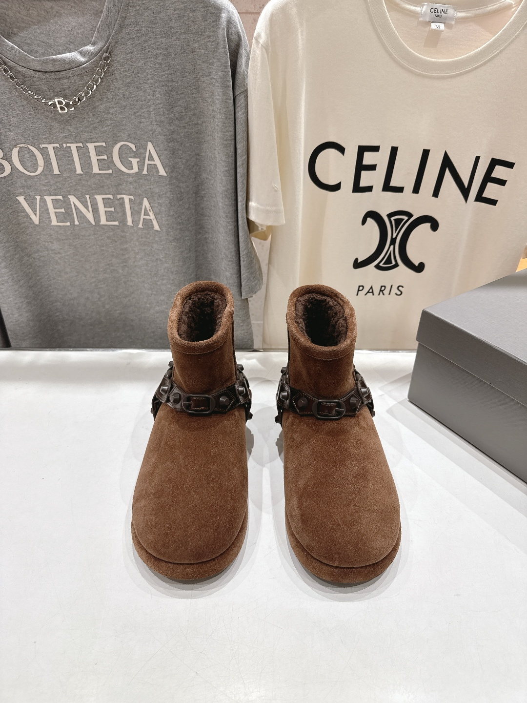 高版本出厂 BALENCIAGA*巴黎世家F043 2025ss秋冬新款羊毛短靴雪地靴冬日凛凛🏂🏻不可缺