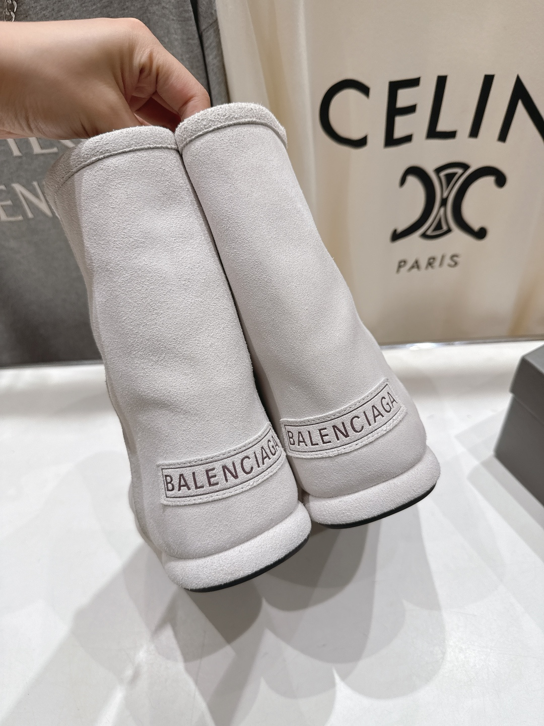 高版本出厂 BALENCIAGA*巴黎世家F043 2025ss秋冬新款羊毛短靴雪地靴冬日凛凛🏂🏻不可缺