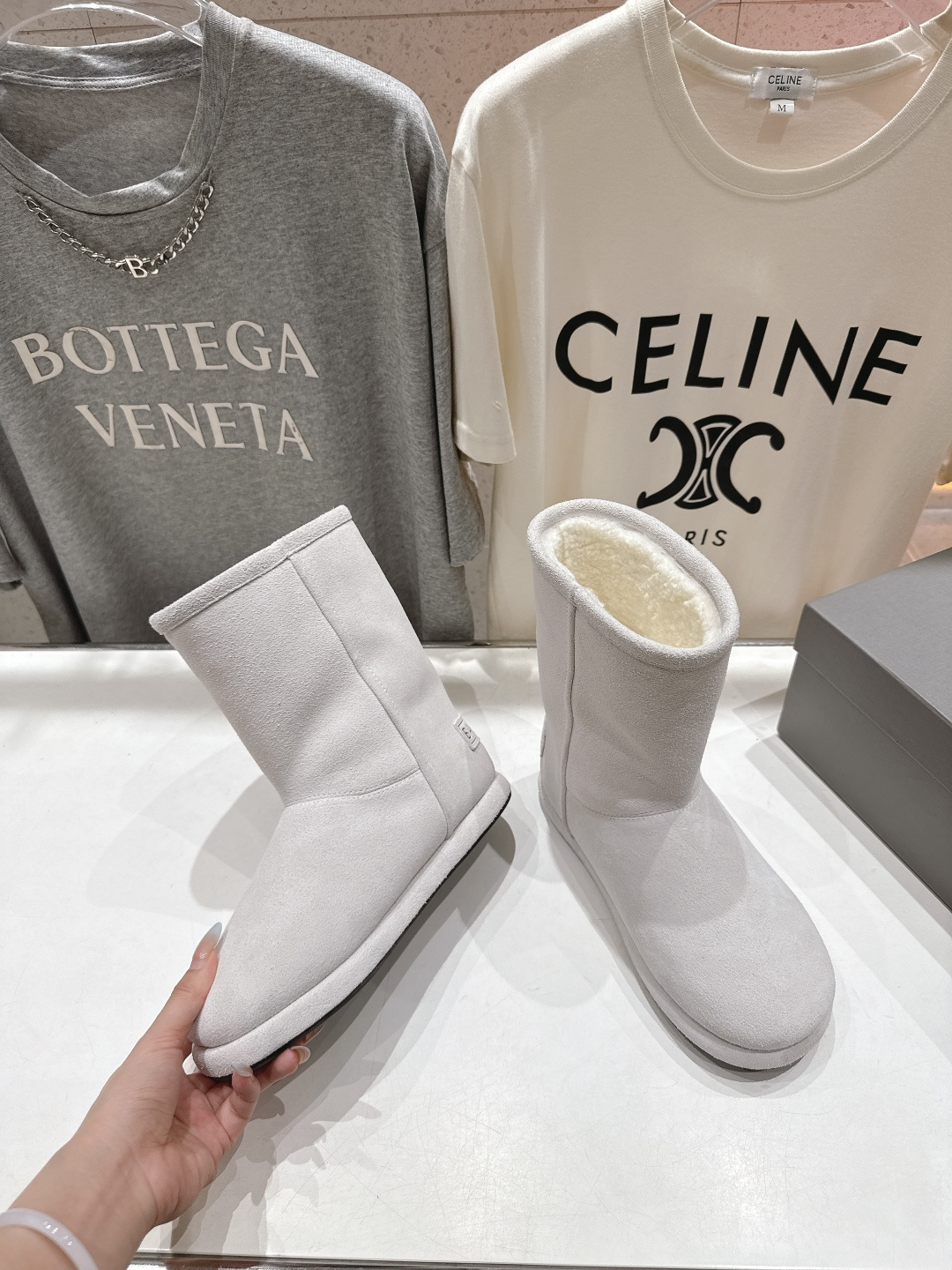 高版本出厂 BALENCIAGA*巴黎世家F043 2025ss秋冬新款羊毛短靴雪地靴冬日凛凛🏂🏻不可缺