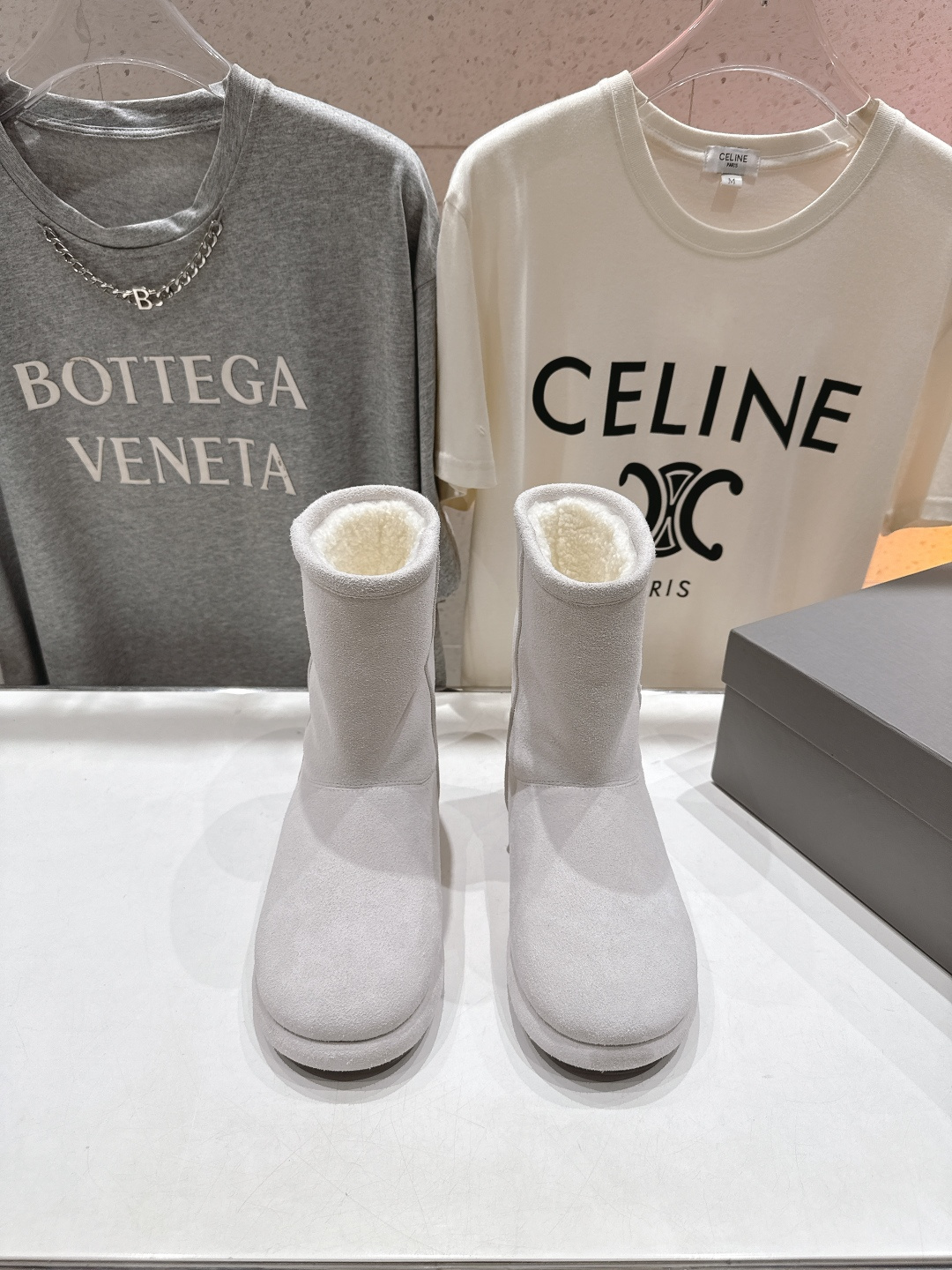 高版本出厂 BALENCIAGA*巴黎世家F043 2025ss秋冬新款羊毛短靴雪地靴冬日凛凛🏂🏻不可缺
