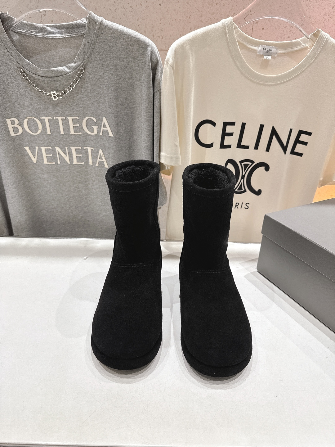 高版本出厂 BALENCIAGA*巴黎世家F043 2025ss秋冬新款羊毛短靴雪地靴冬日凛凛🏂🏻不可缺