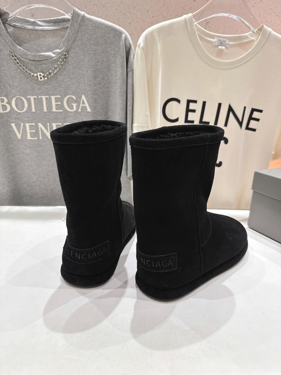 高版本出厂 BALENCIAGA*巴黎世家F043 2025ss秋冬新款羊毛短靴雪地靴冬日凛凛🏂🏻不可缺