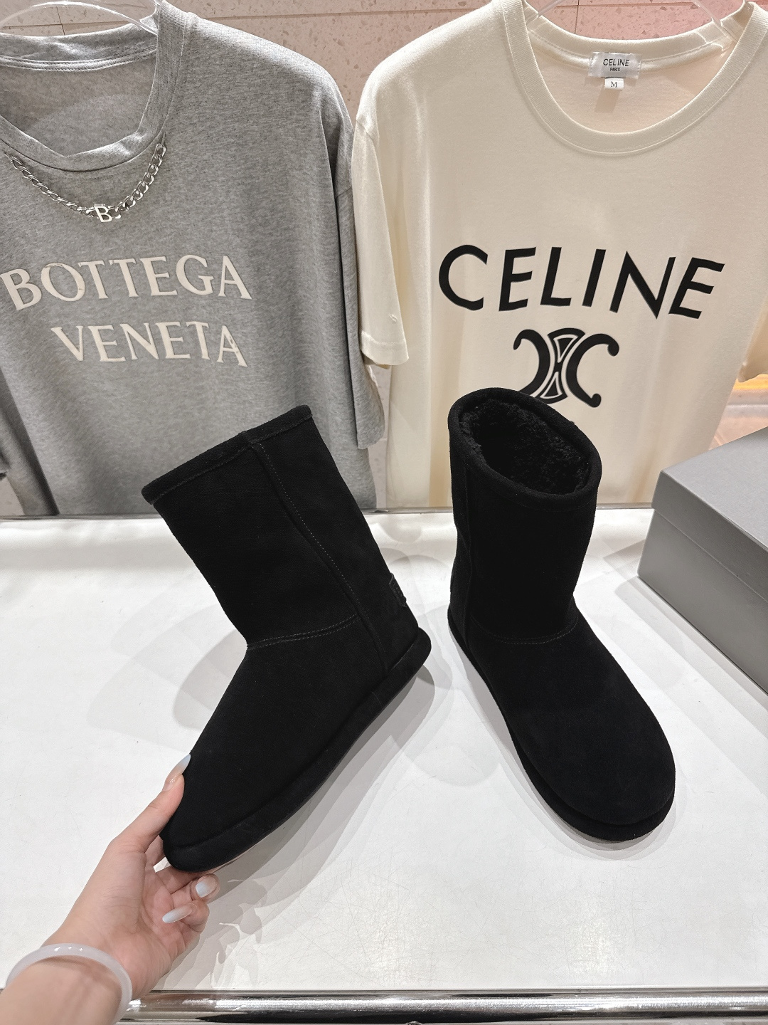 高版本出厂 BALENCIAGA*巴黎世家F043 2025ss秋冬新款羊毛短靴雪地靴冬日凛凛🏂🏻不可缺