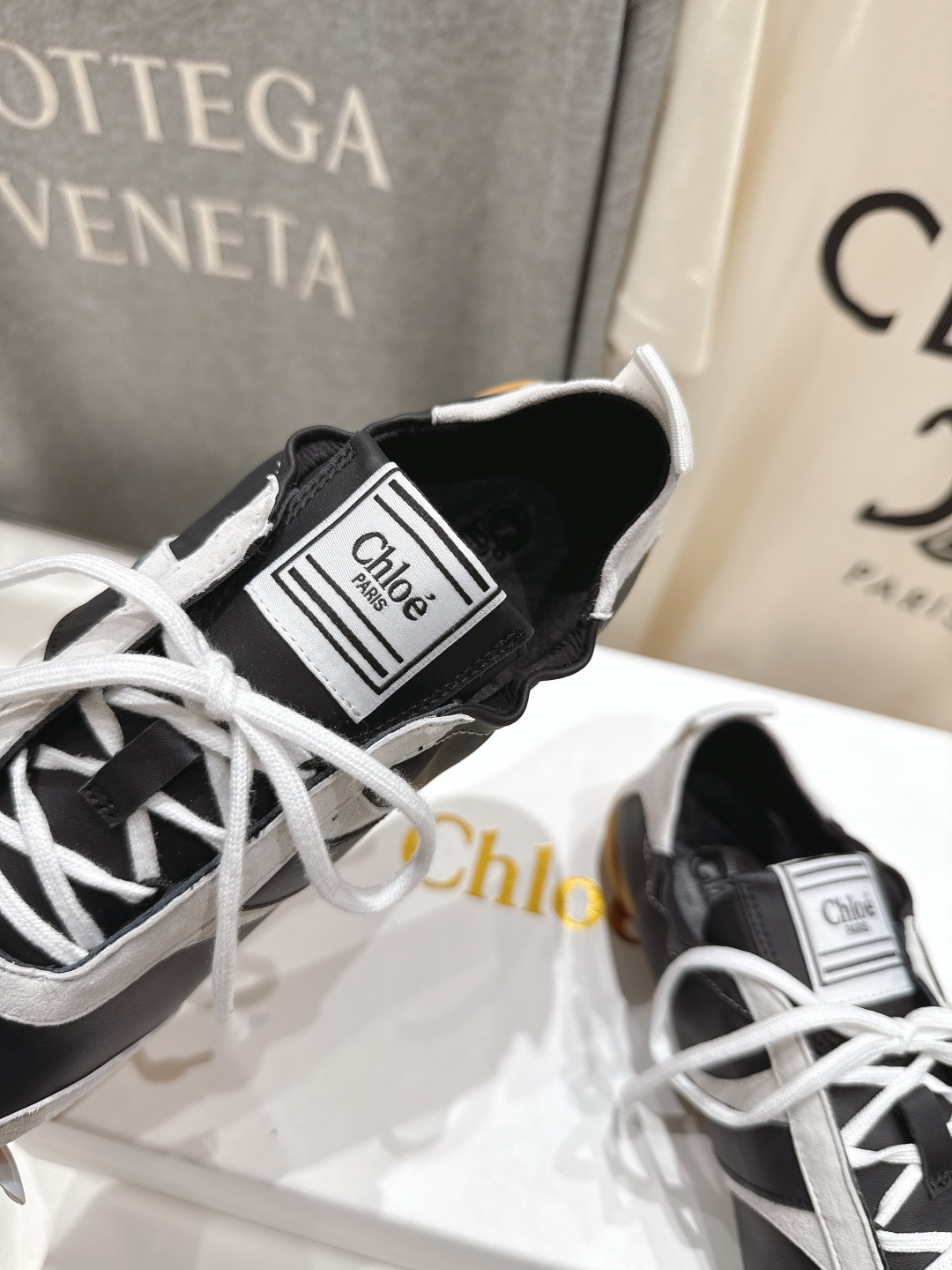 高版本出厂 Chloe 克洛伊F022 new arrival～蔻依25ss全新KICK小白鞋系列休闲跑