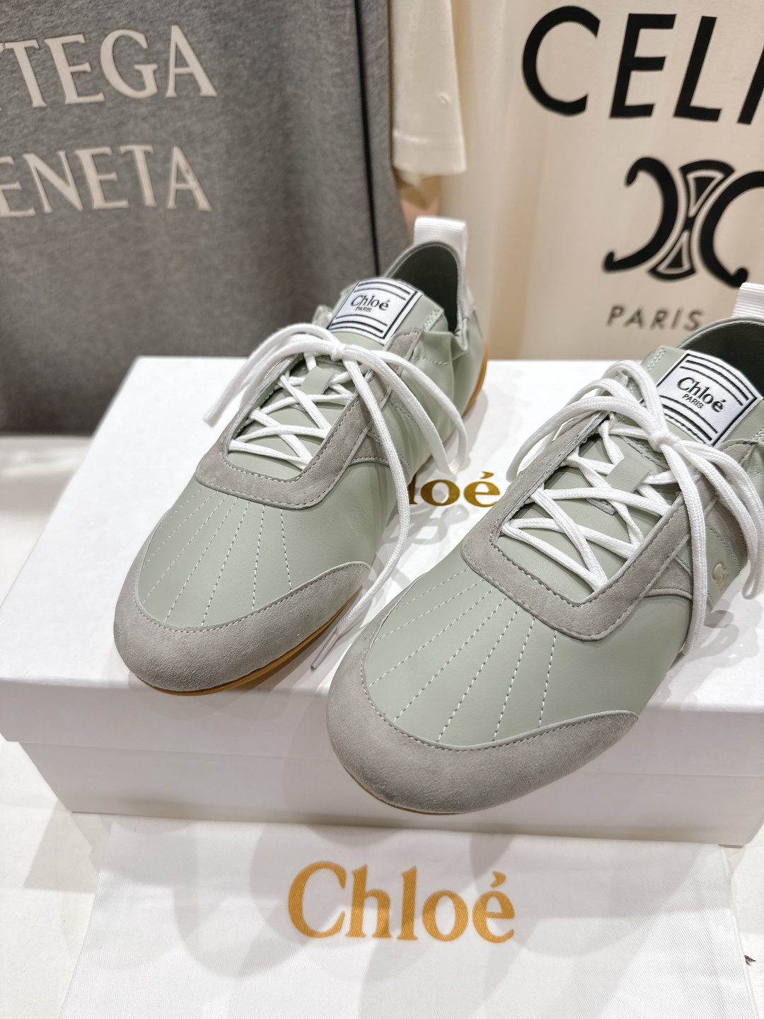 高版本出厂 Chloe 克洛伊F022 new arrival～蔻依25ss全新KICK小白鞋系列休闲跑