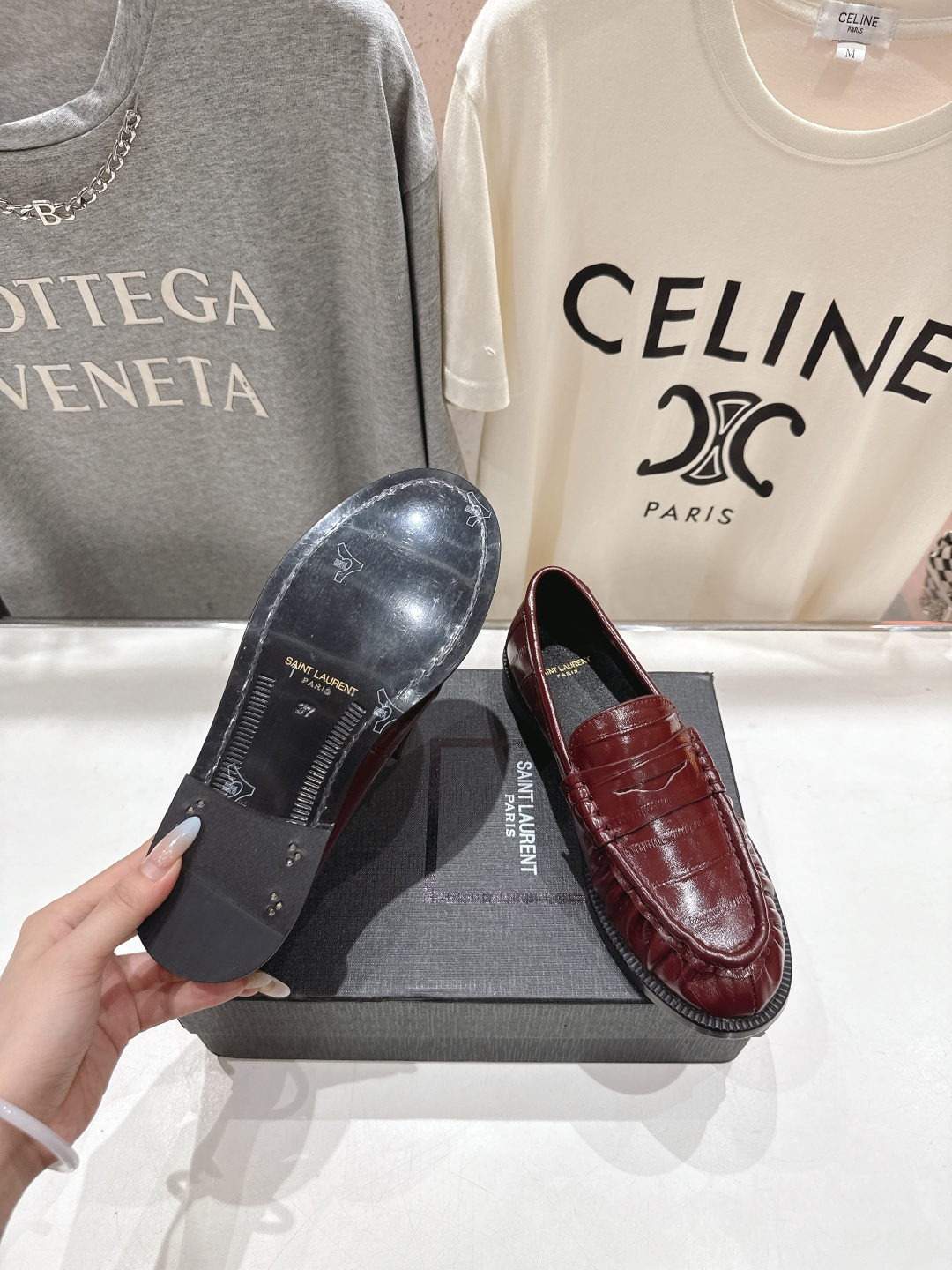 高版本出厂 SAINT LAURENT/圣罗兰YSL 25ss爆款平底玛丽珍一脚蹬乐福鞋，2025全新升