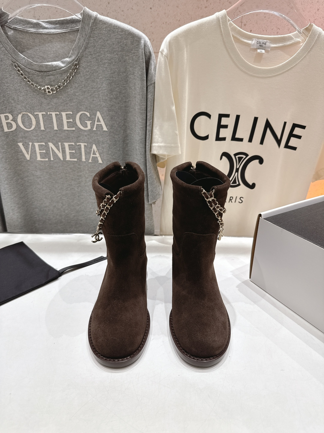 高版本出厂 Chanel/香奈儿F028 小香2025ss秋冬新款切尔西帅气短靴中筒靴马丁靴，原版拆卸精