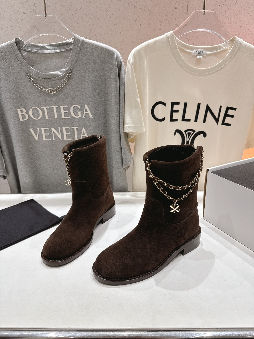 高版本出厂 Chanel/香奈儿F028 小香2025ss秋冬新款切尔西帅气短靴中筒靴马丁靴，原版拆卸精