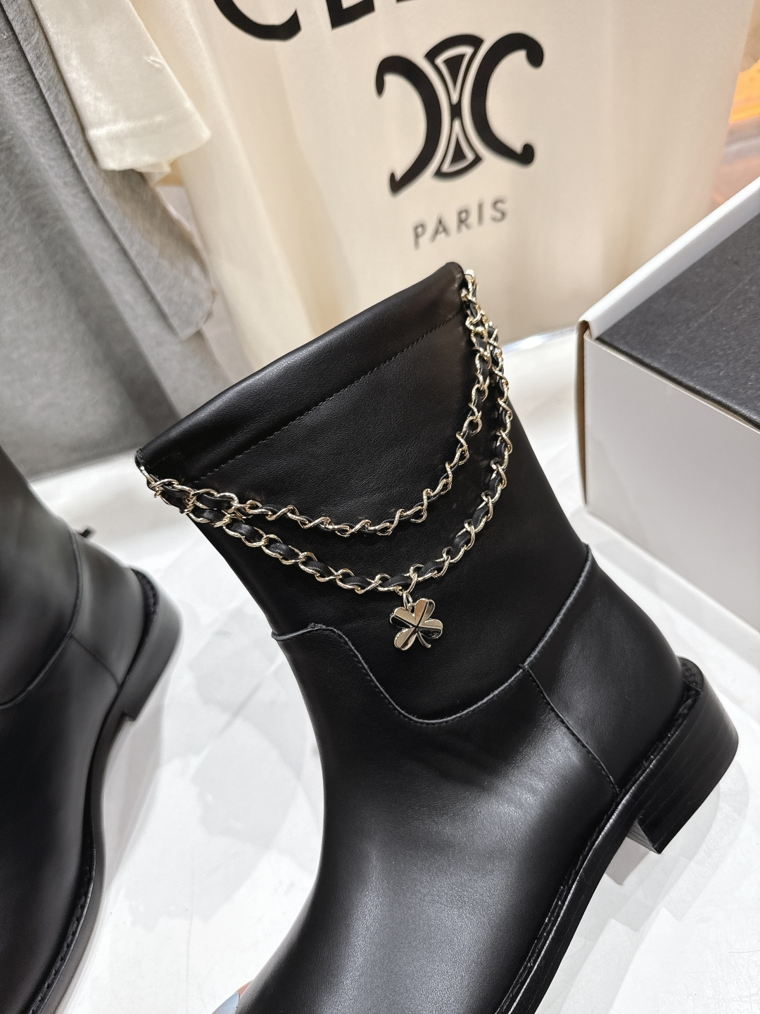 高版本出厂 皮面 Chanel/香奈儿F028 小香2025ss秋冬新款切尔西帅气短靴中筒靴马丁靴，原版