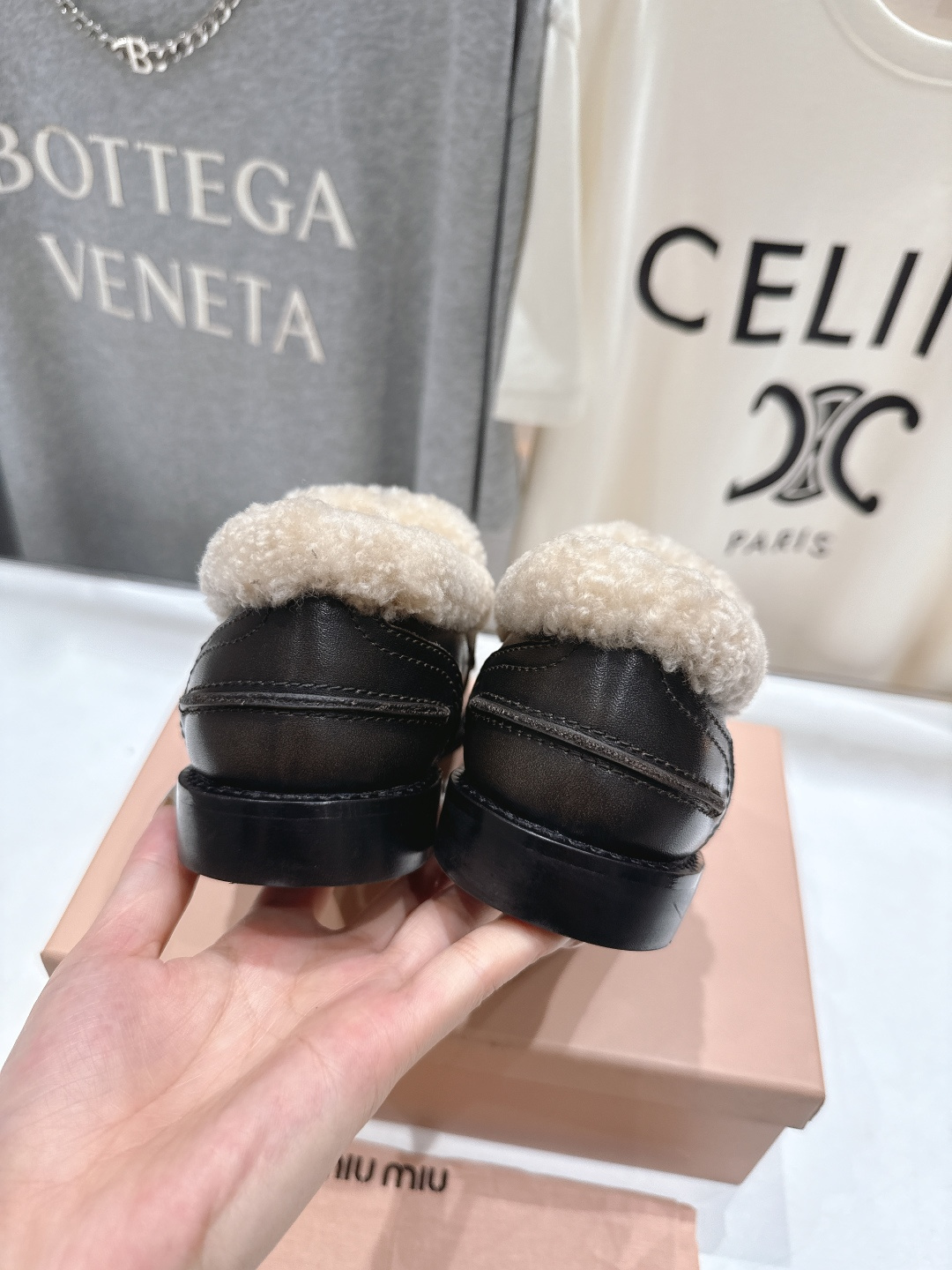 高版本出厂 MiuMiu/缪缪F049 2025ss秋冬新款·幸运钱币系列驾车鞋加毛乐福鞋毛毛鞋各路明星