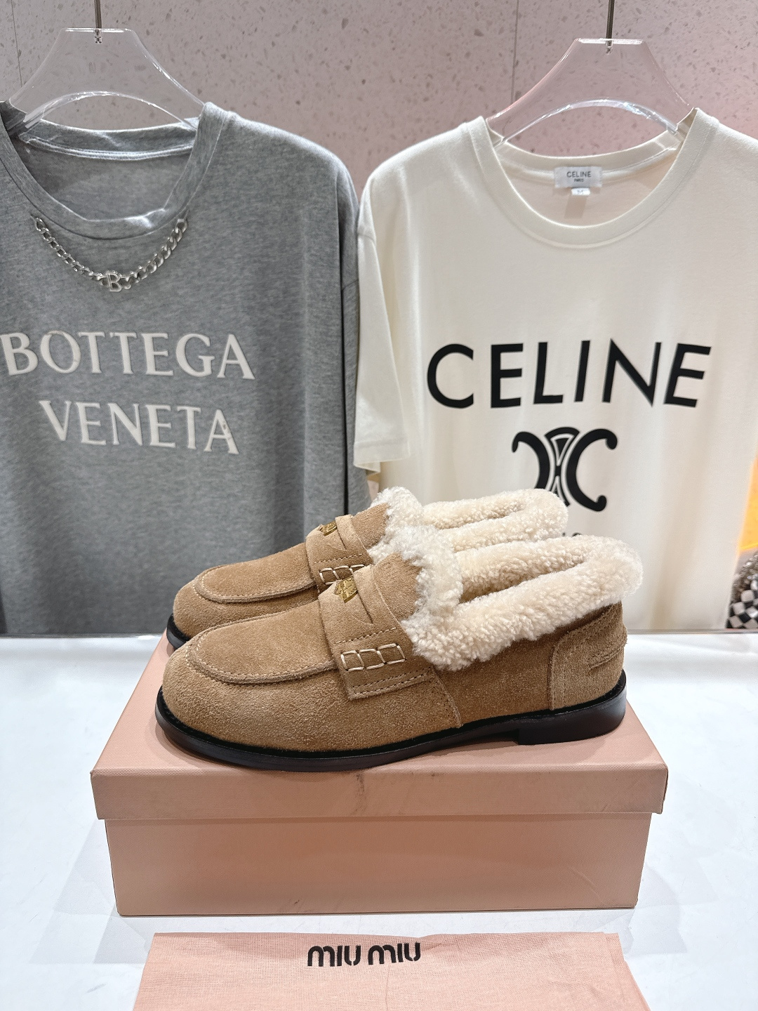 高版本出厂 MiuMiu/缪缪F049 2025ss秋冬新款·幸运钱币系列驾车鞋加毛乐福鞋毛毛鞋各路明星