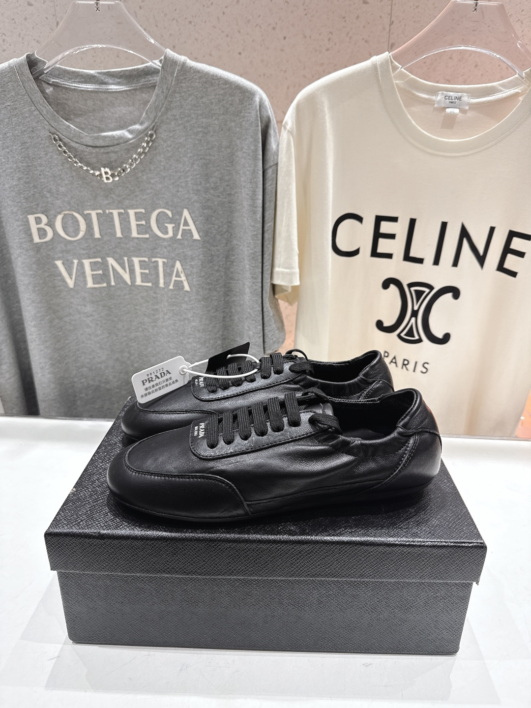 高版本出厂 Prada*普拉达P家F029 25ssfw～new新款系带玛丽珍休闲鞋芭蕾舞鞋，低调奢华懒