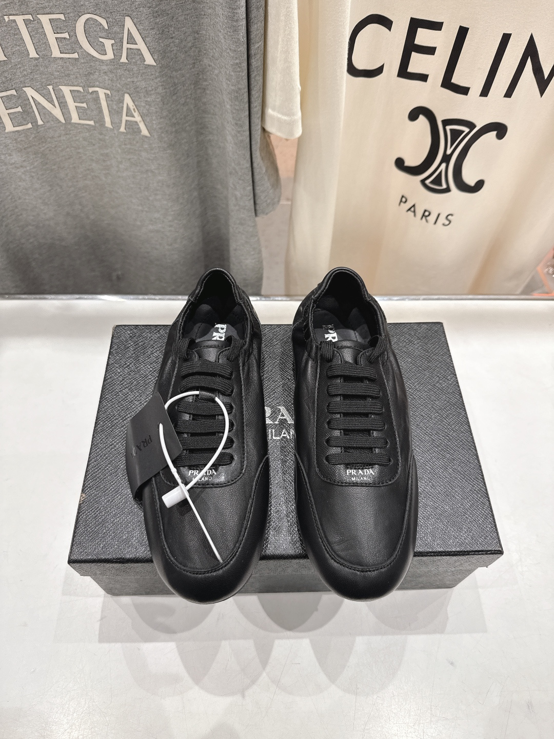 高版本出厂 Prada*普拉达P家F029 25ssfw～new新款系带玛丽珍休闲鞋芭蕾舞鞋，低调奢华懒