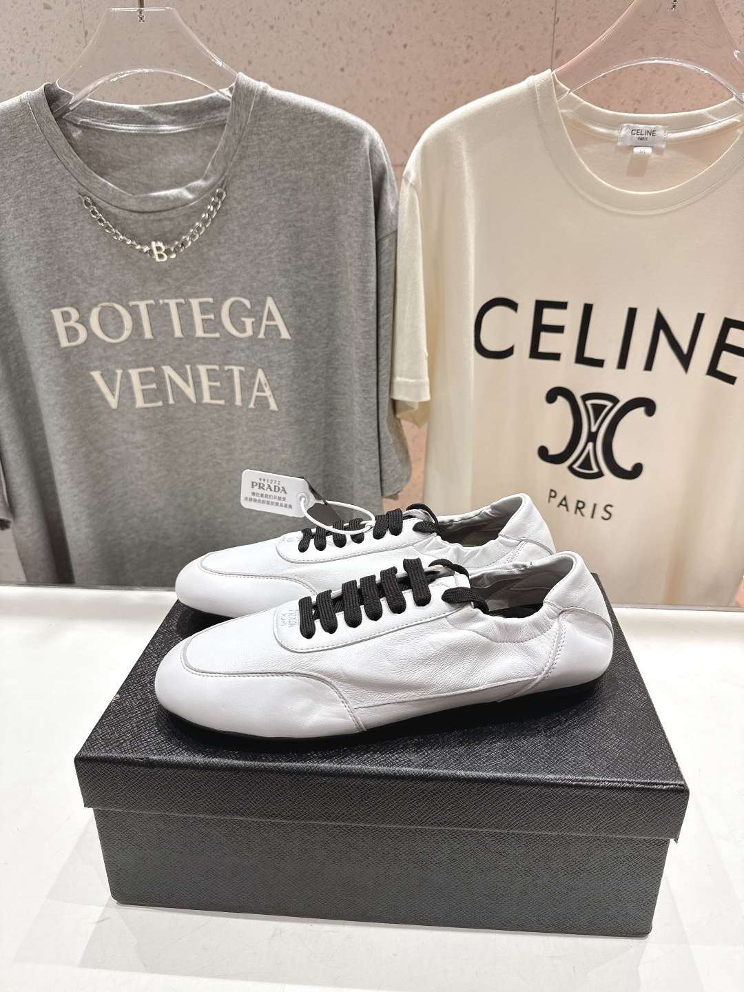 高版本出厂 Prada*普拉达P家F029 25ssfw～new新款系带玛丽珍休闲鞋芭蕾舞鞋，低调奢华懒